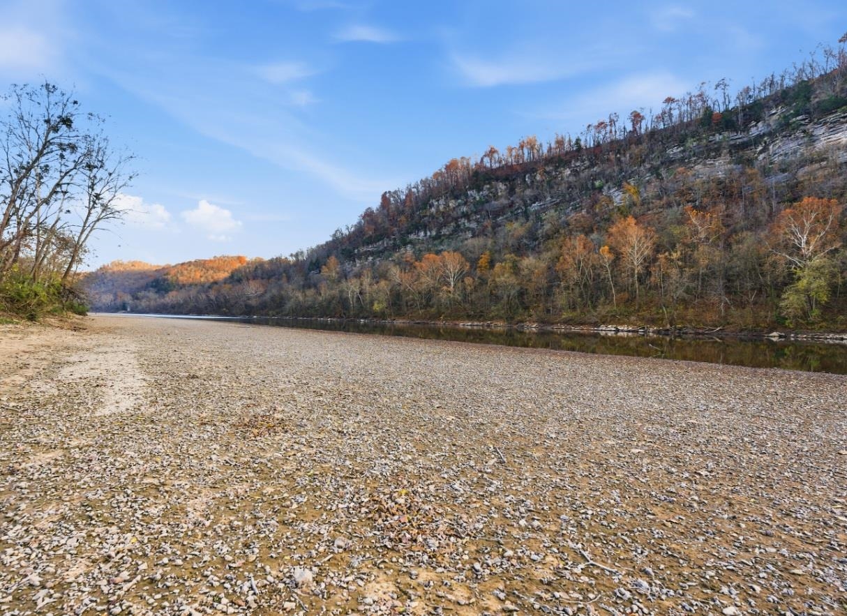 WHITE RIVER ESTATES - Residential