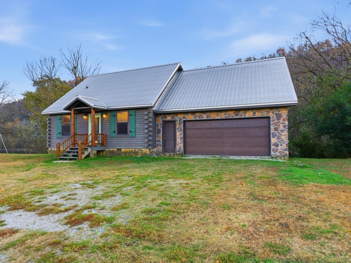 WHITE RIVER ESTATES - Residential