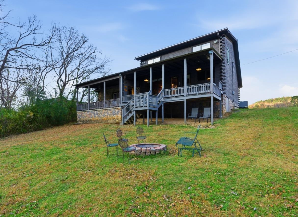 WHITE RIVER ESTATES - Residential