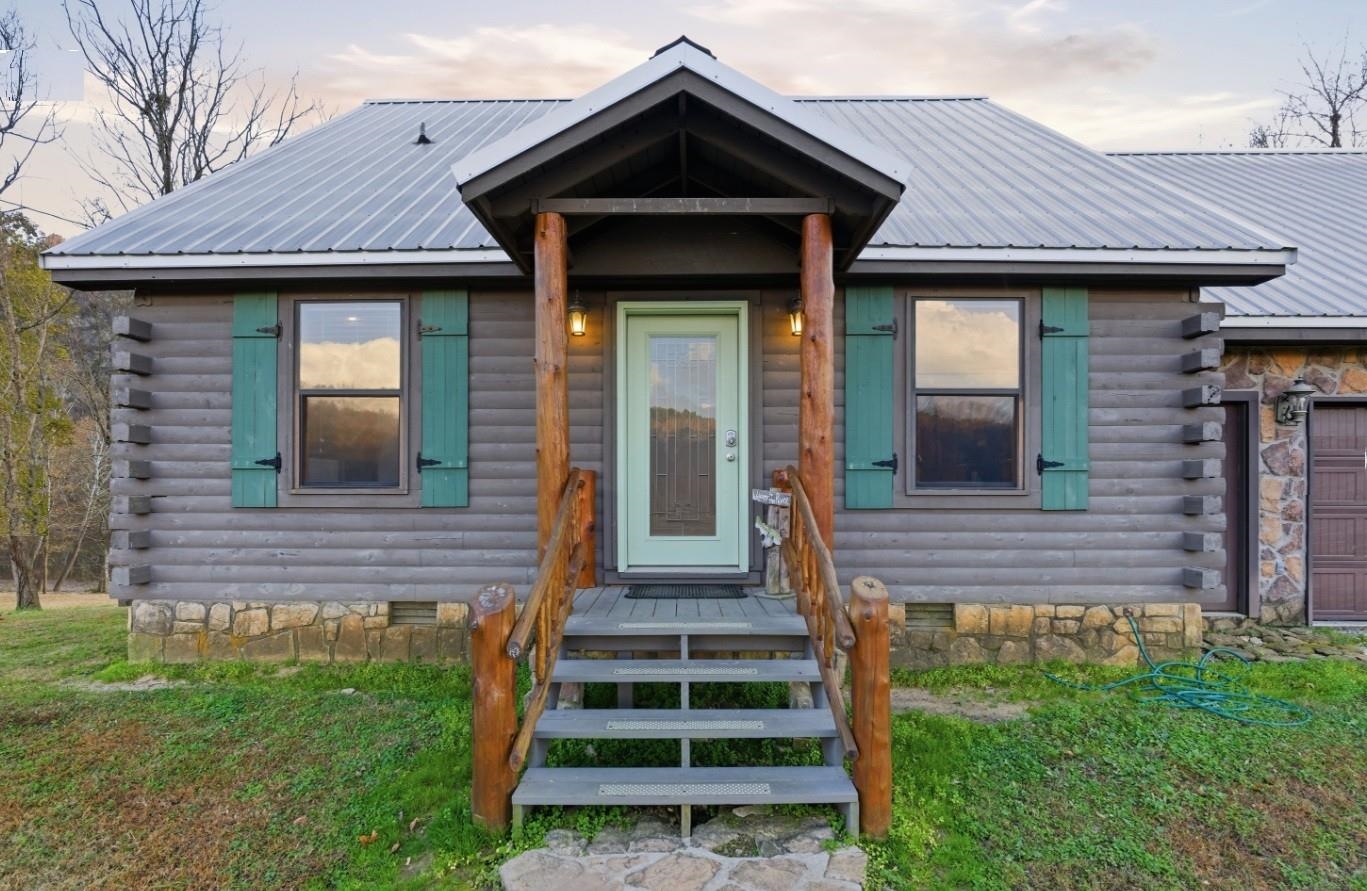 WHITE RIVER ESTATES - Residential