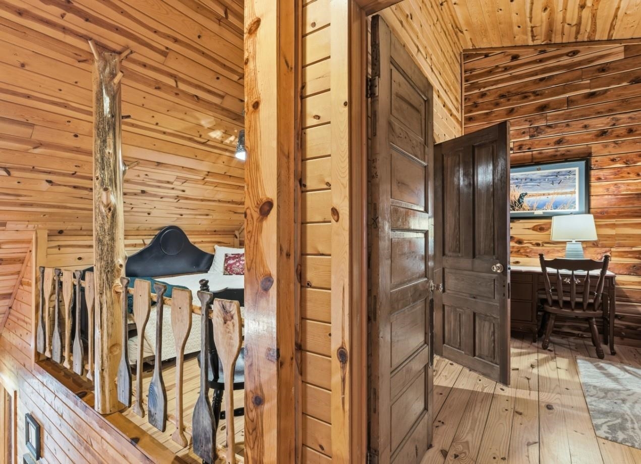 WHITE RIVER ESTATES - Residential