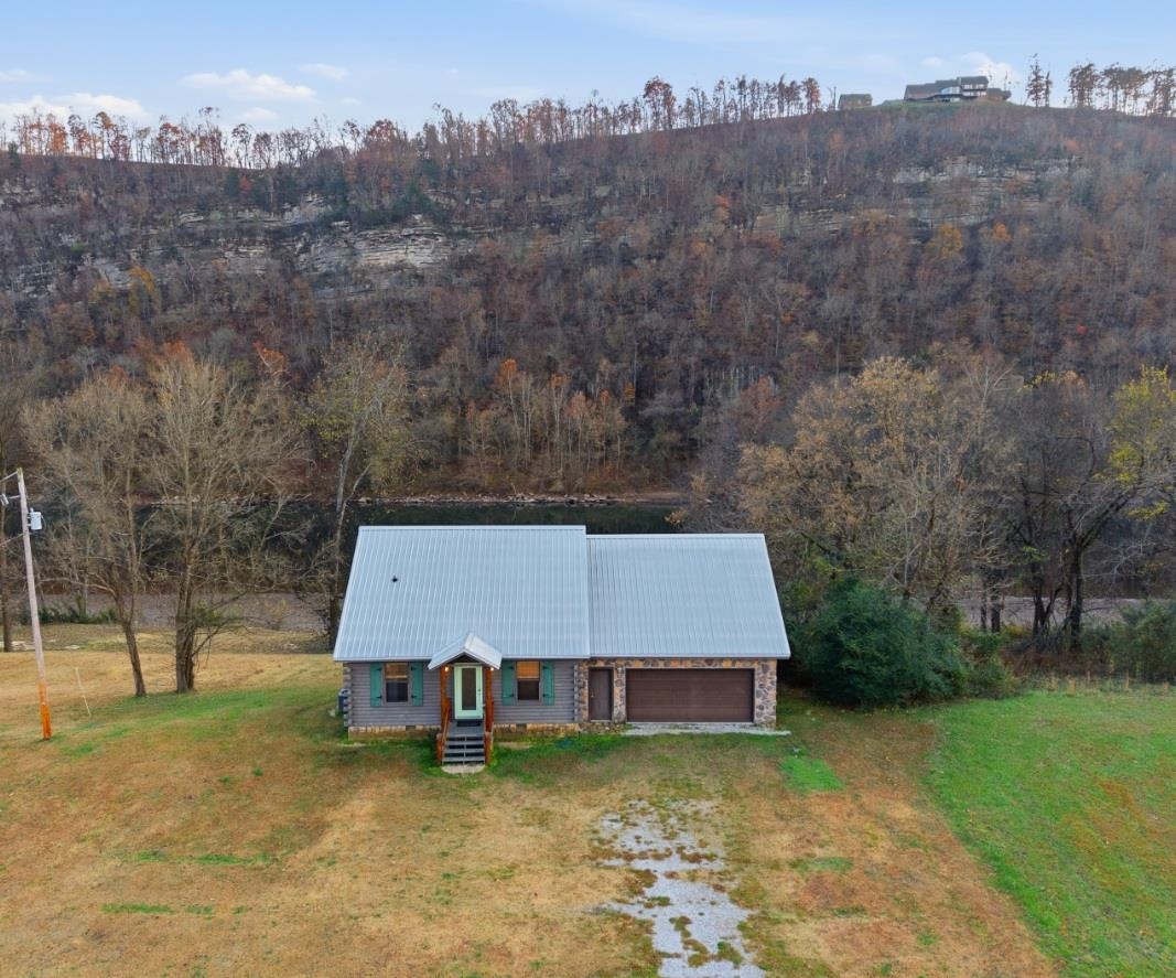 WHITE RIVER ESTATES - Residential