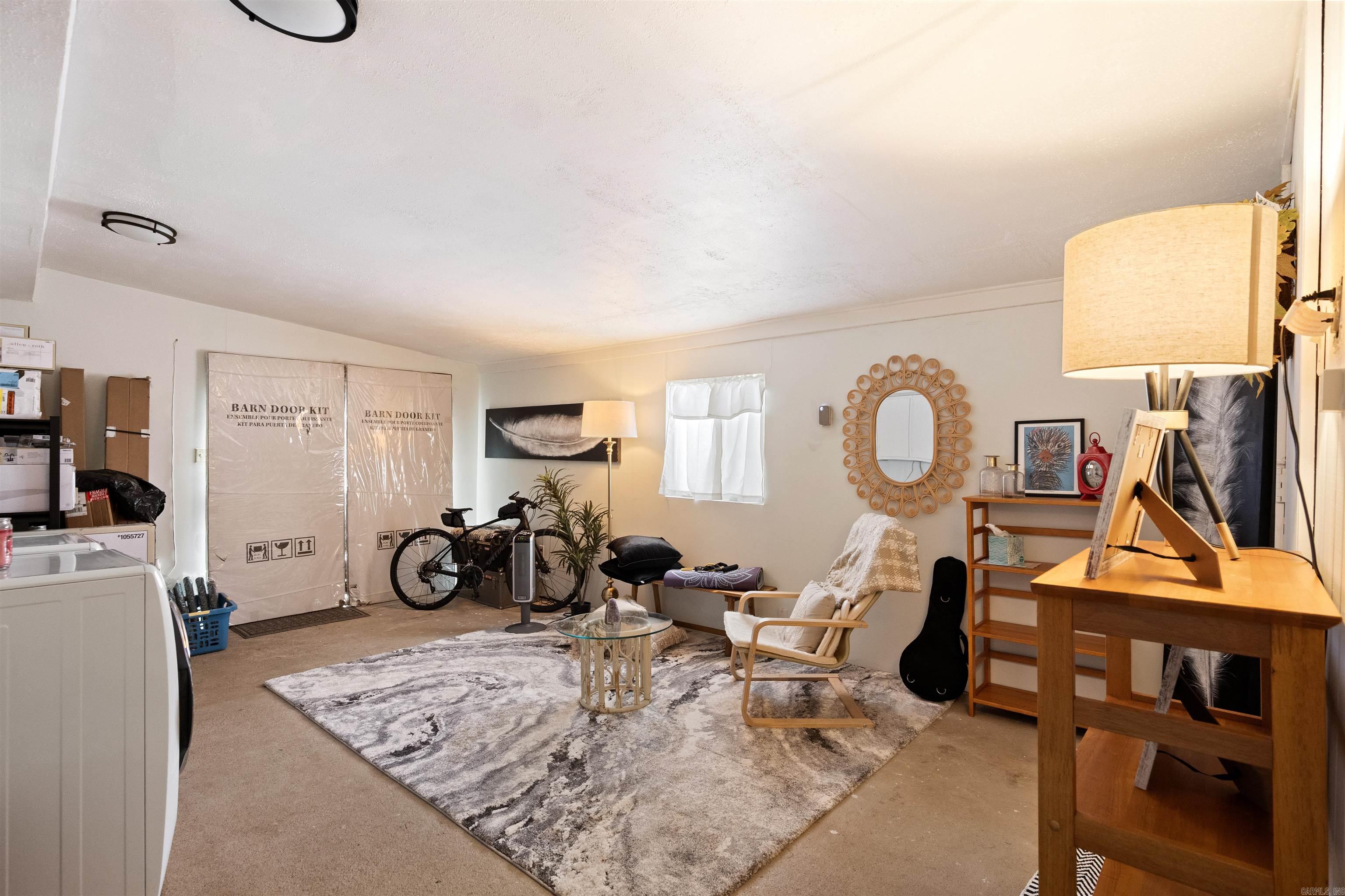 Navajo Third - Residential