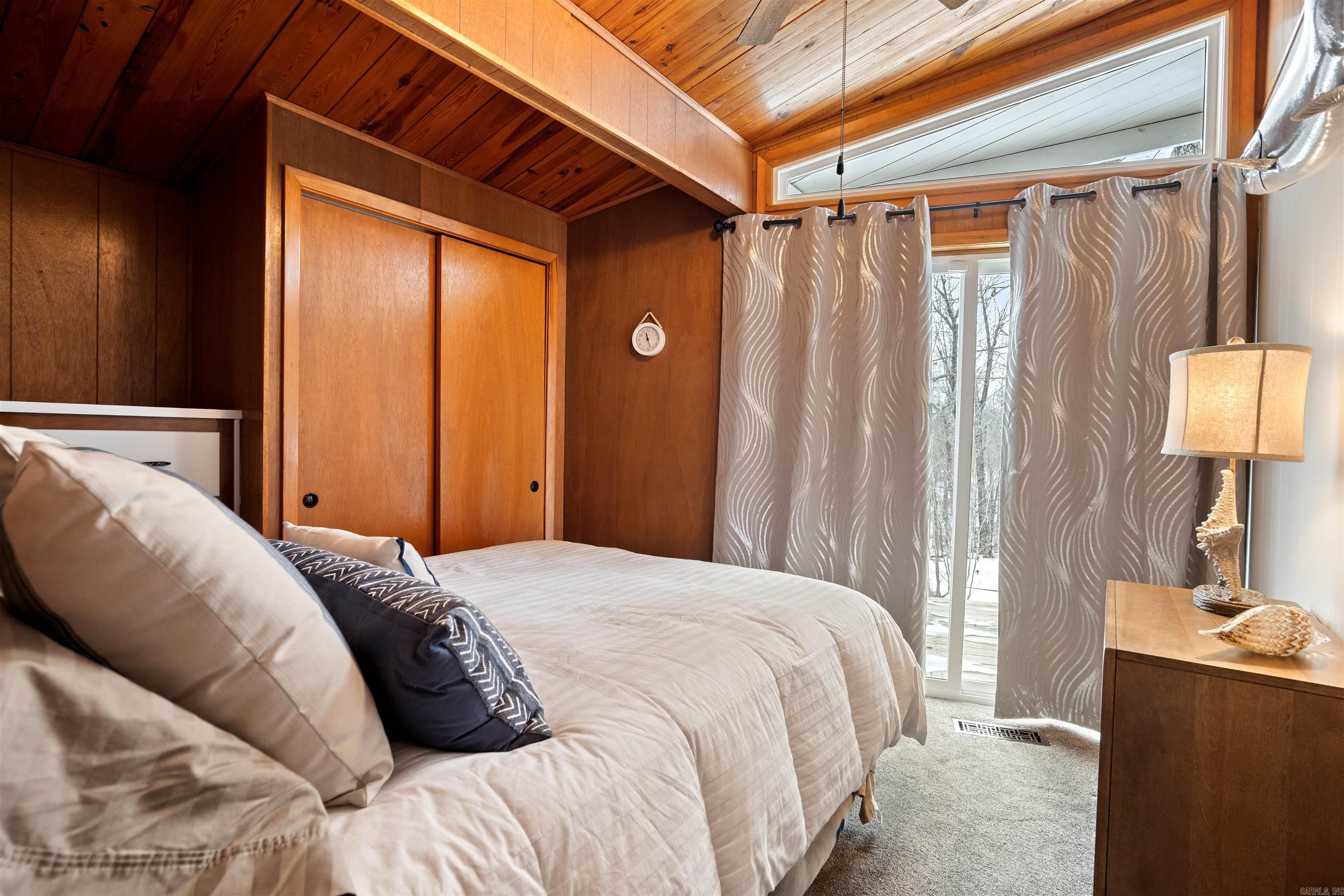 Navajo Third - Residential