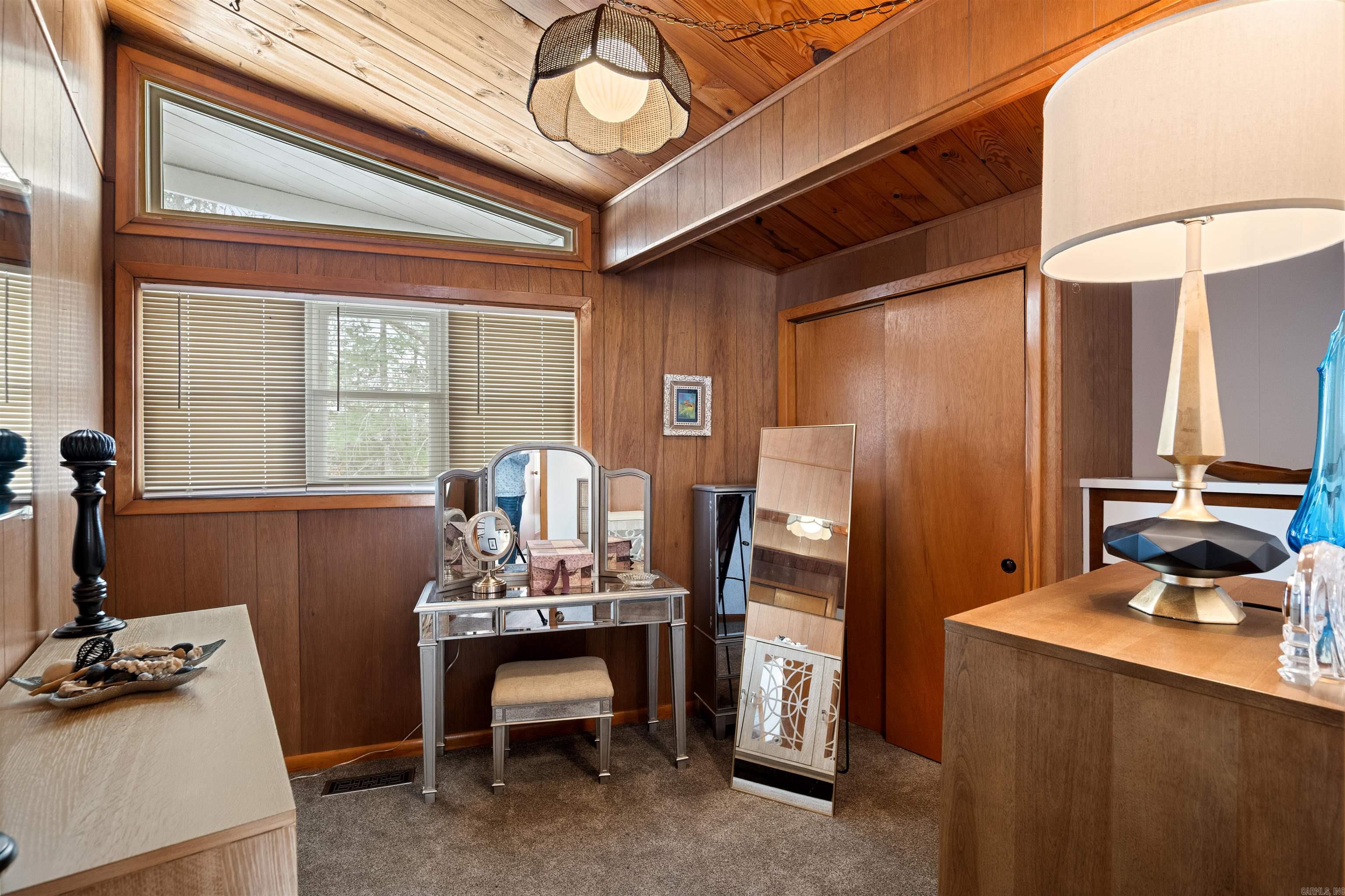 Navajo Third - Residential