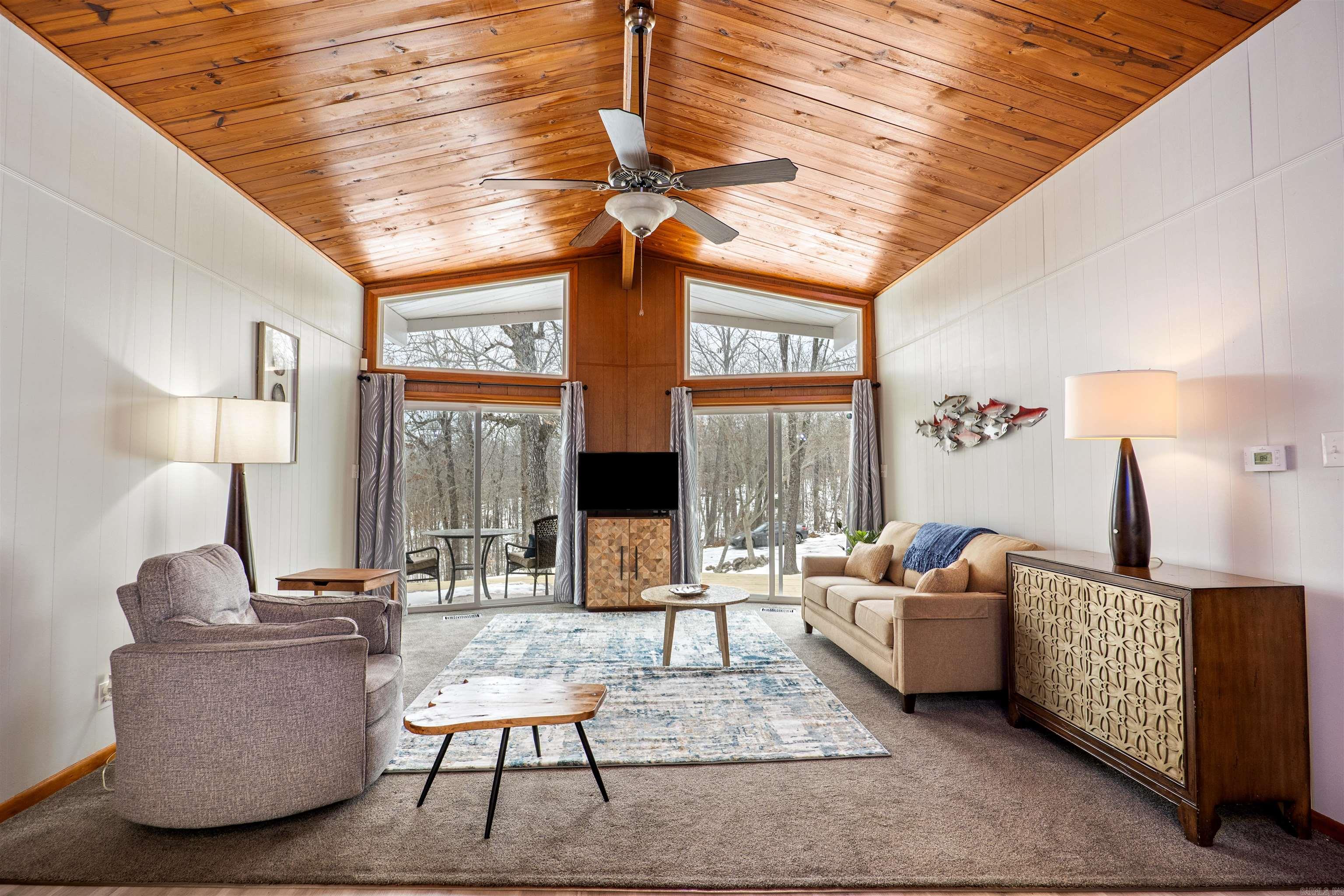 Navajo Third - Residential