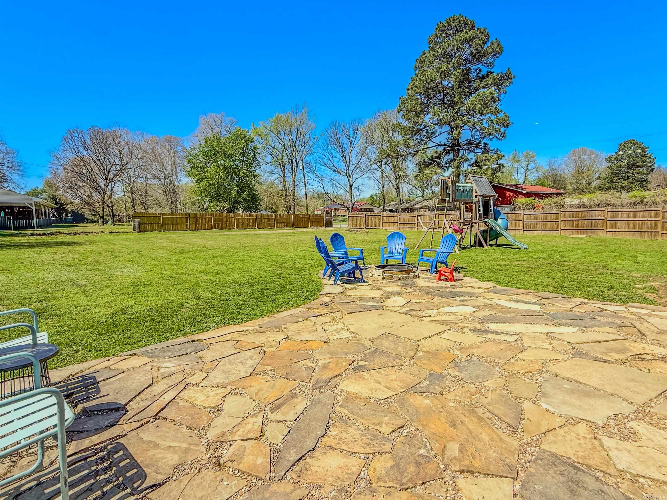 TRADEWINDS - Residential