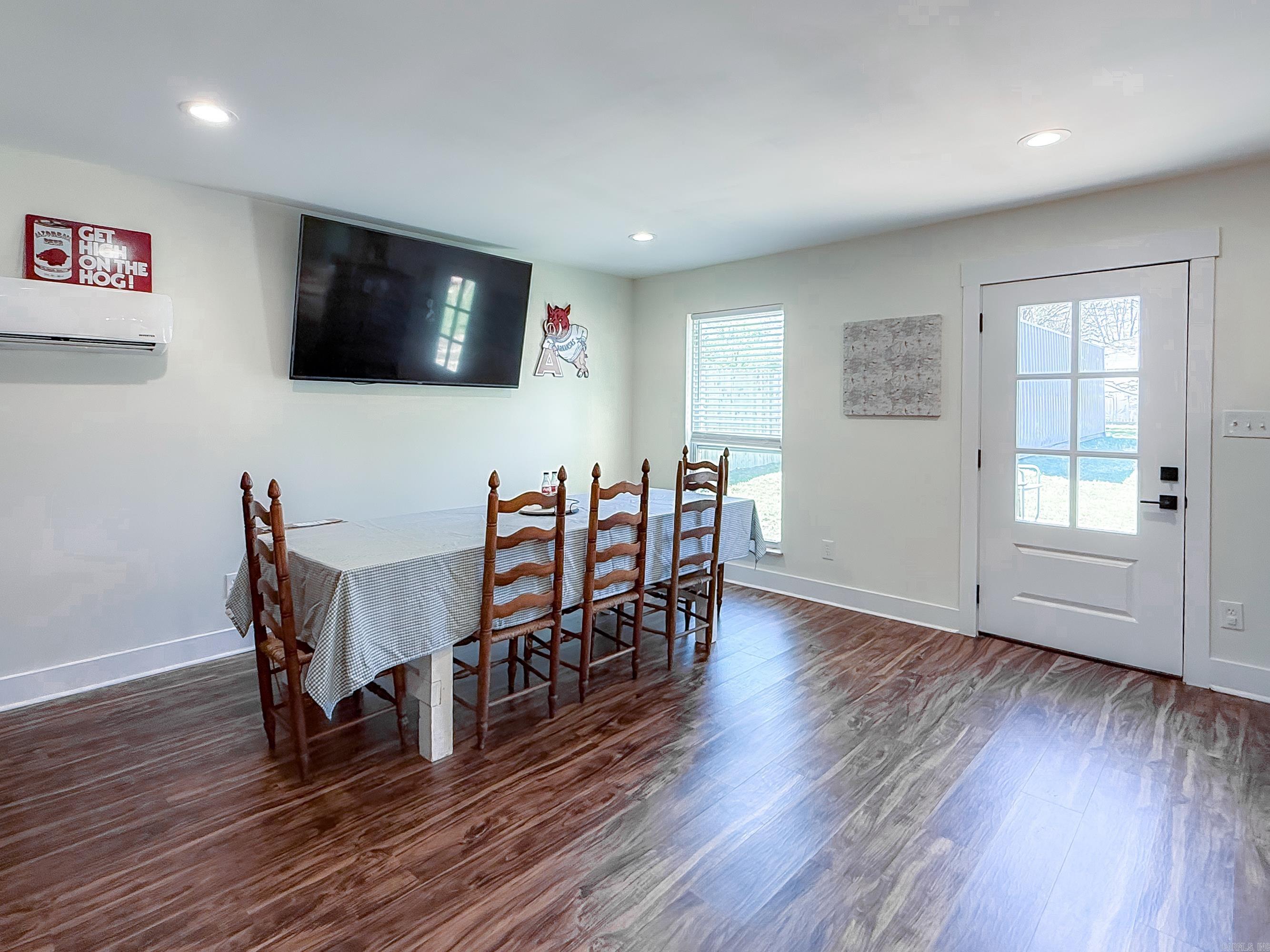 TRADEWINDS - Residential