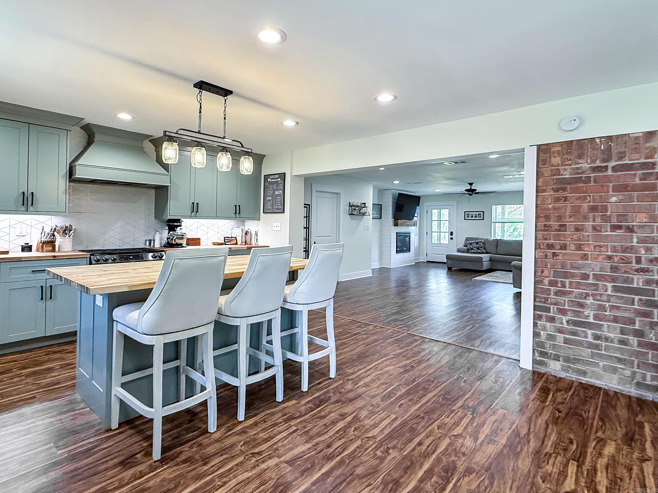 TRADEWINDS - Residential