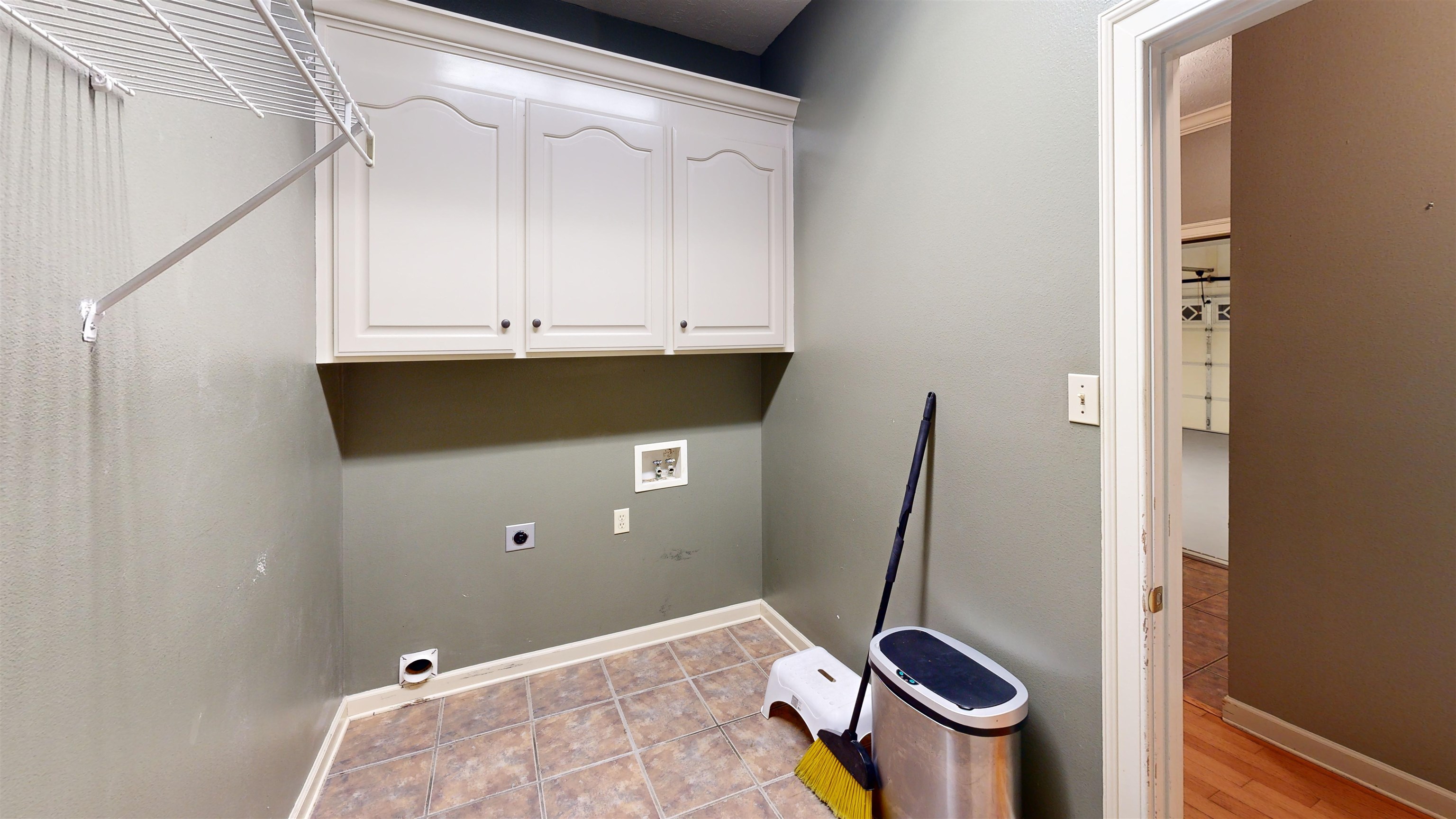 COUNTRY CLUB OF ARK THE - Residential