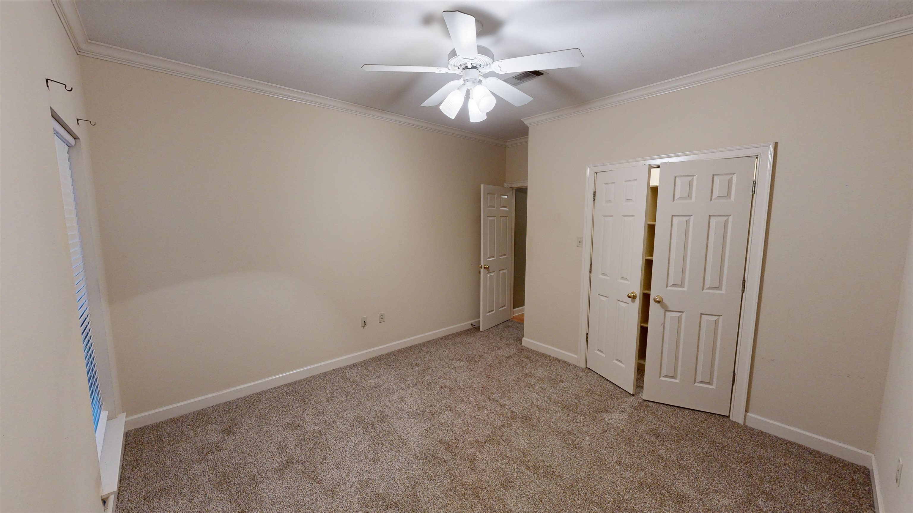 COUNTRY CLUB OF ARK THE - Residential