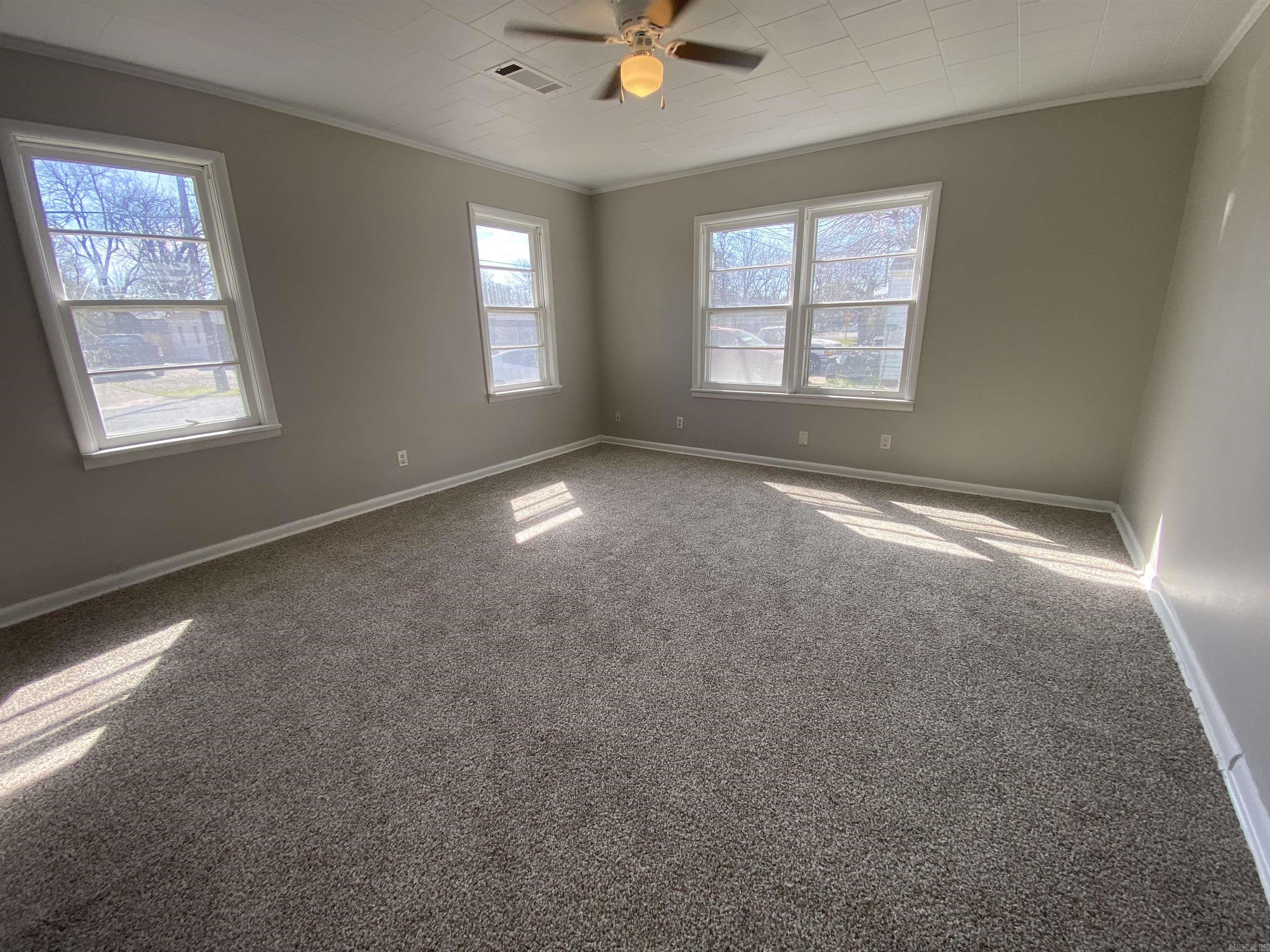 ORTOS FRONT - Residential