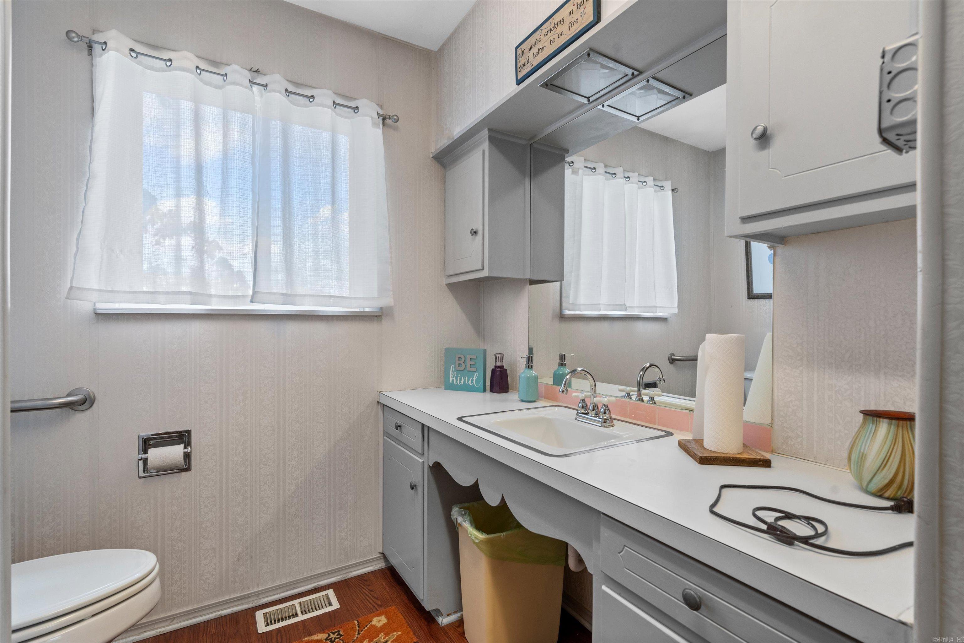 Metes & Bounds - Commercial Sale