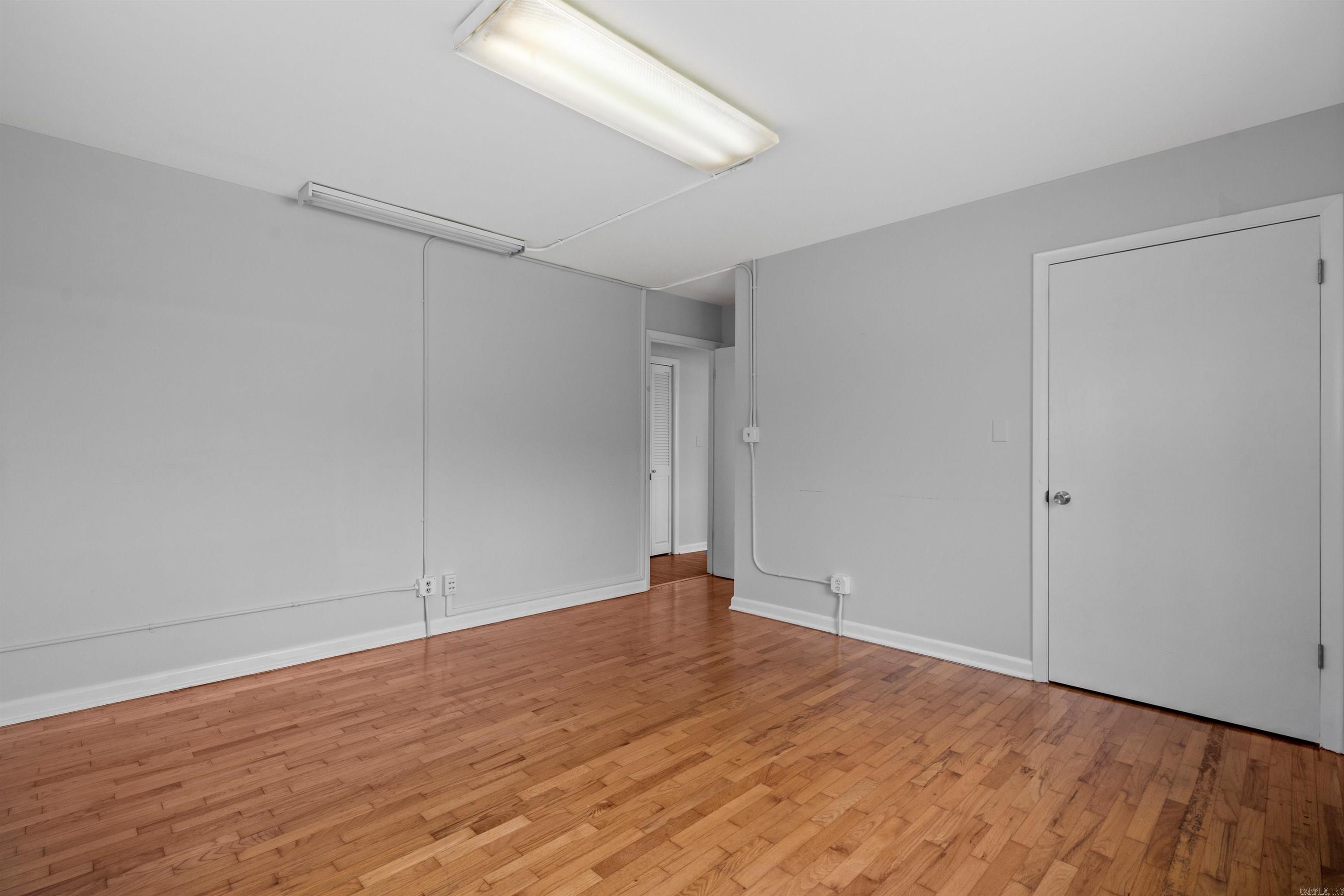 Metes & Bounds - Commercial Sale