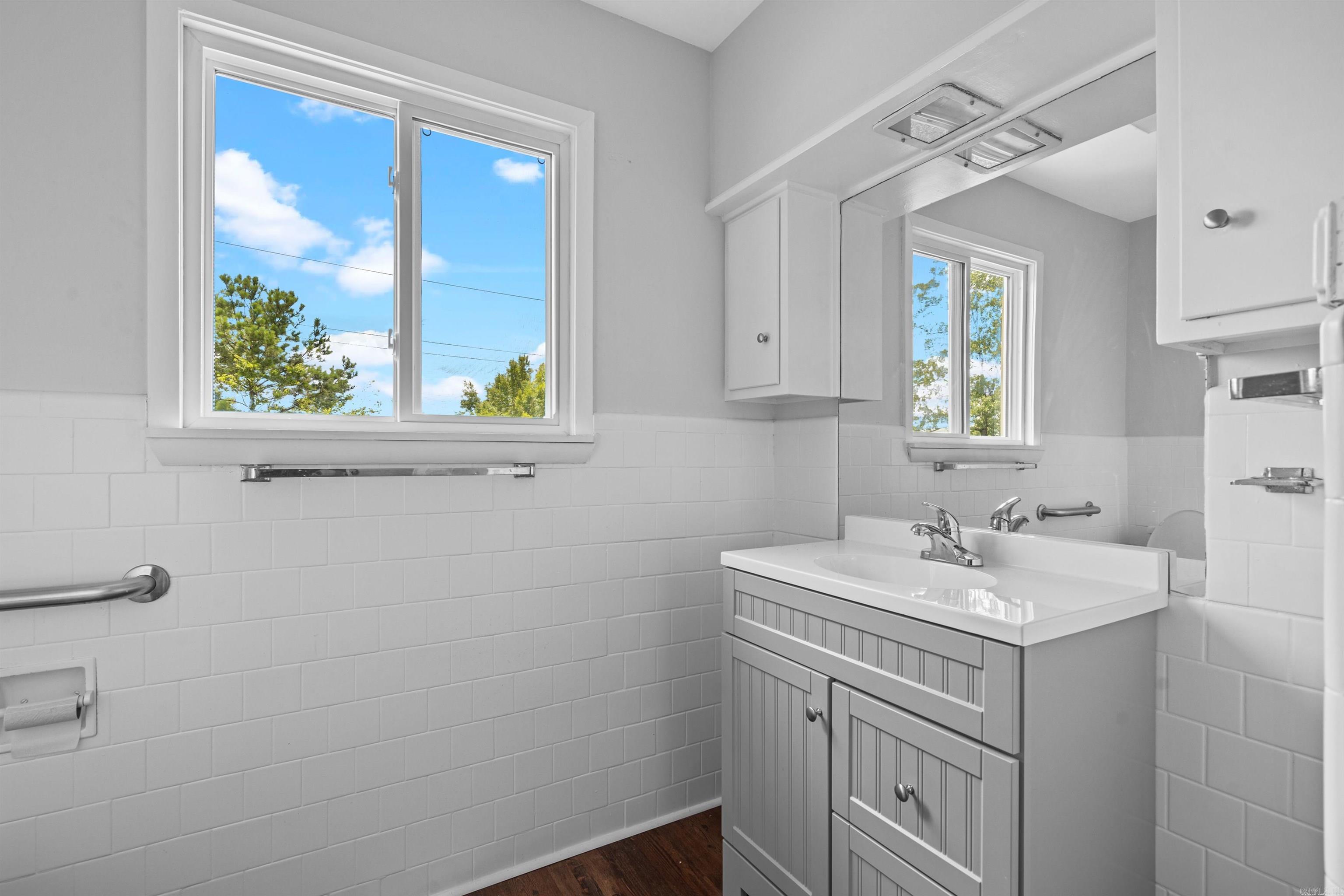 Metes & Bounds - Commercial Sale