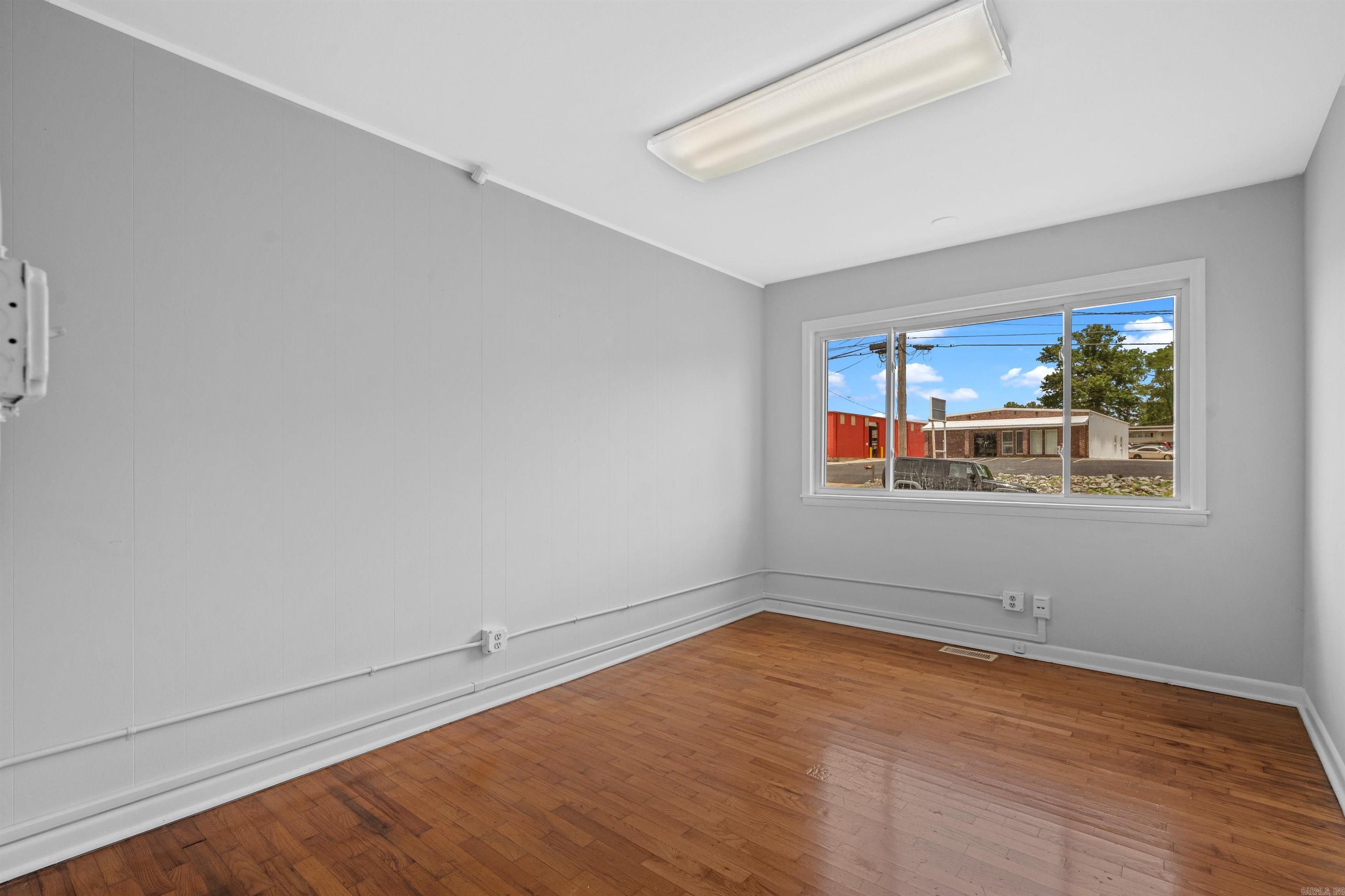 Metes & Bounds - Commercial Sale