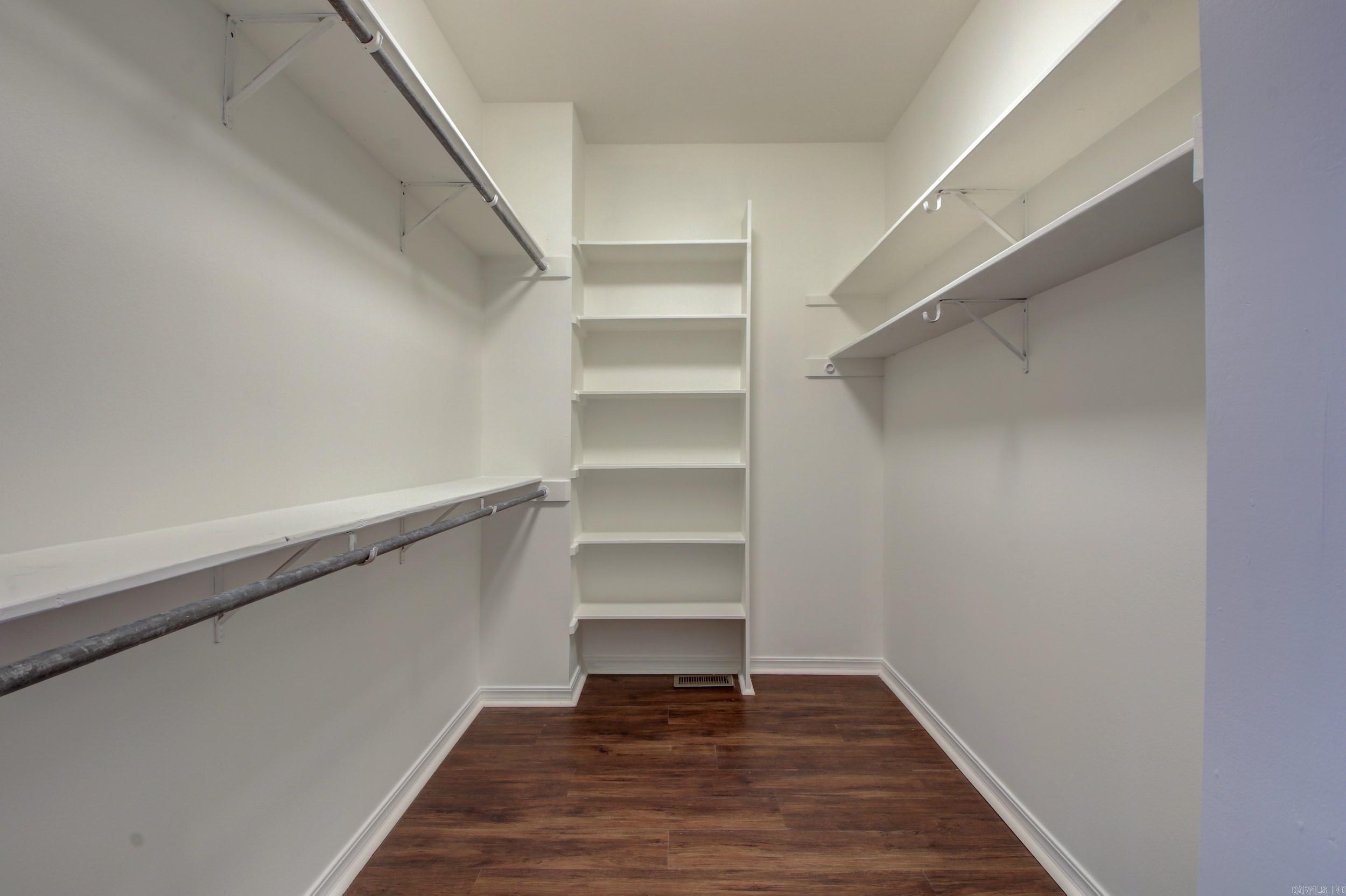 Longlea - Residential