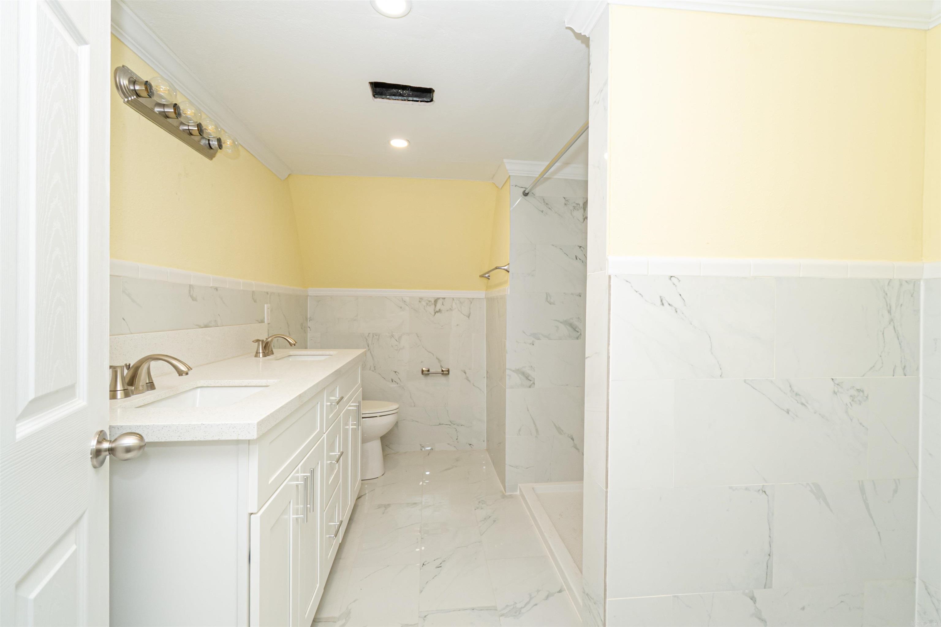 Monticello Original - Commercial Sale