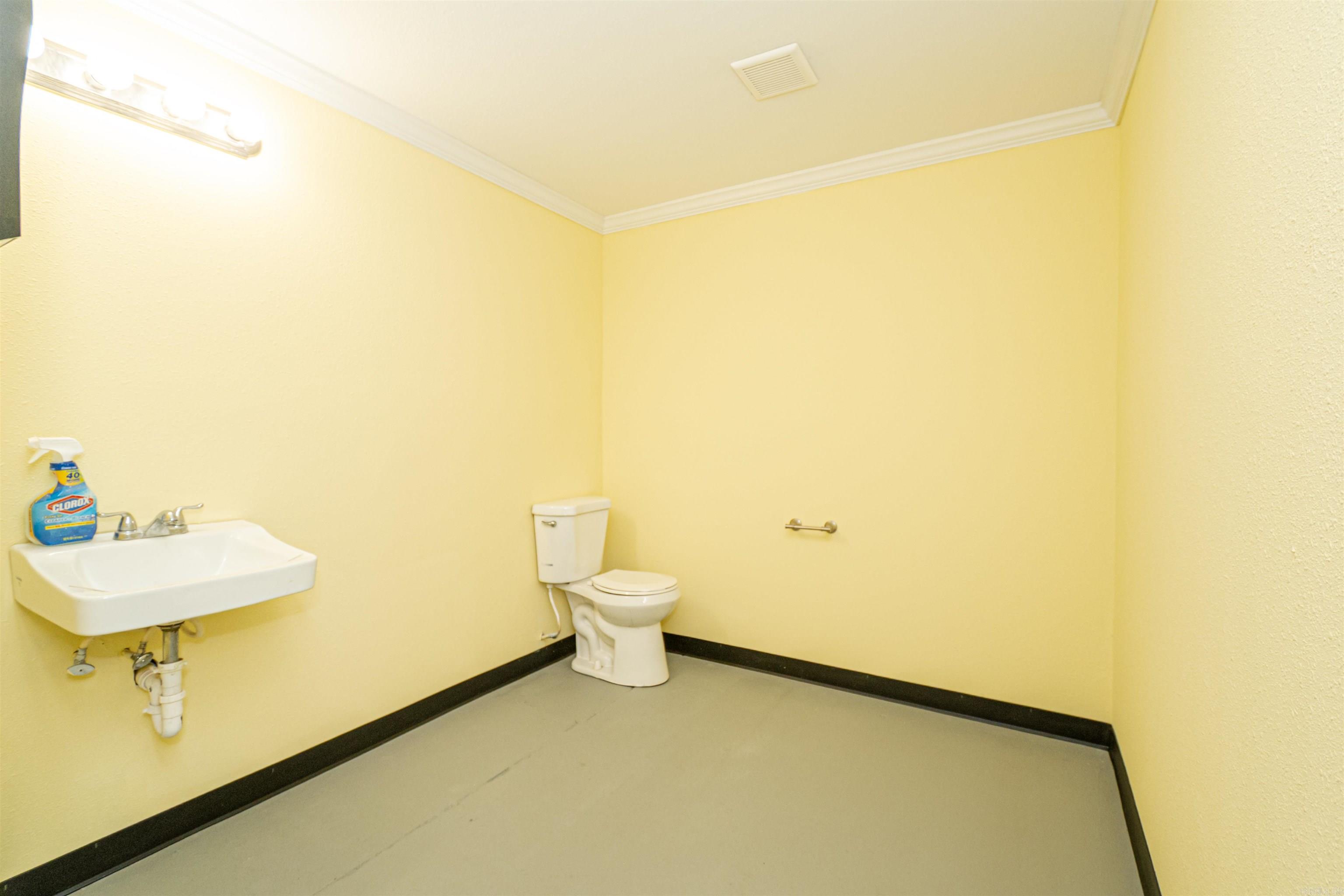 Monticello Original - Commercial Sale