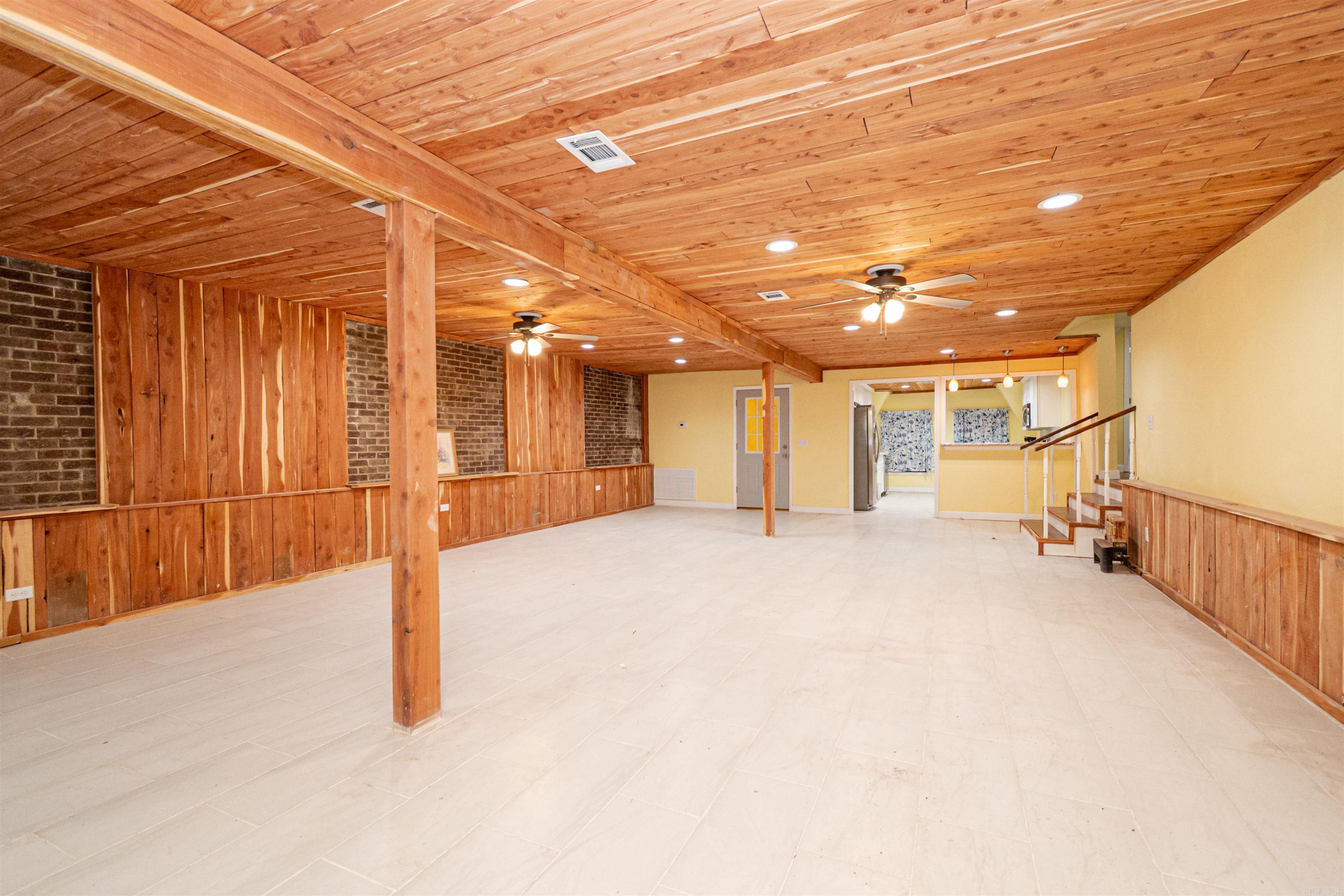 Monticello Original - Commercial Sale