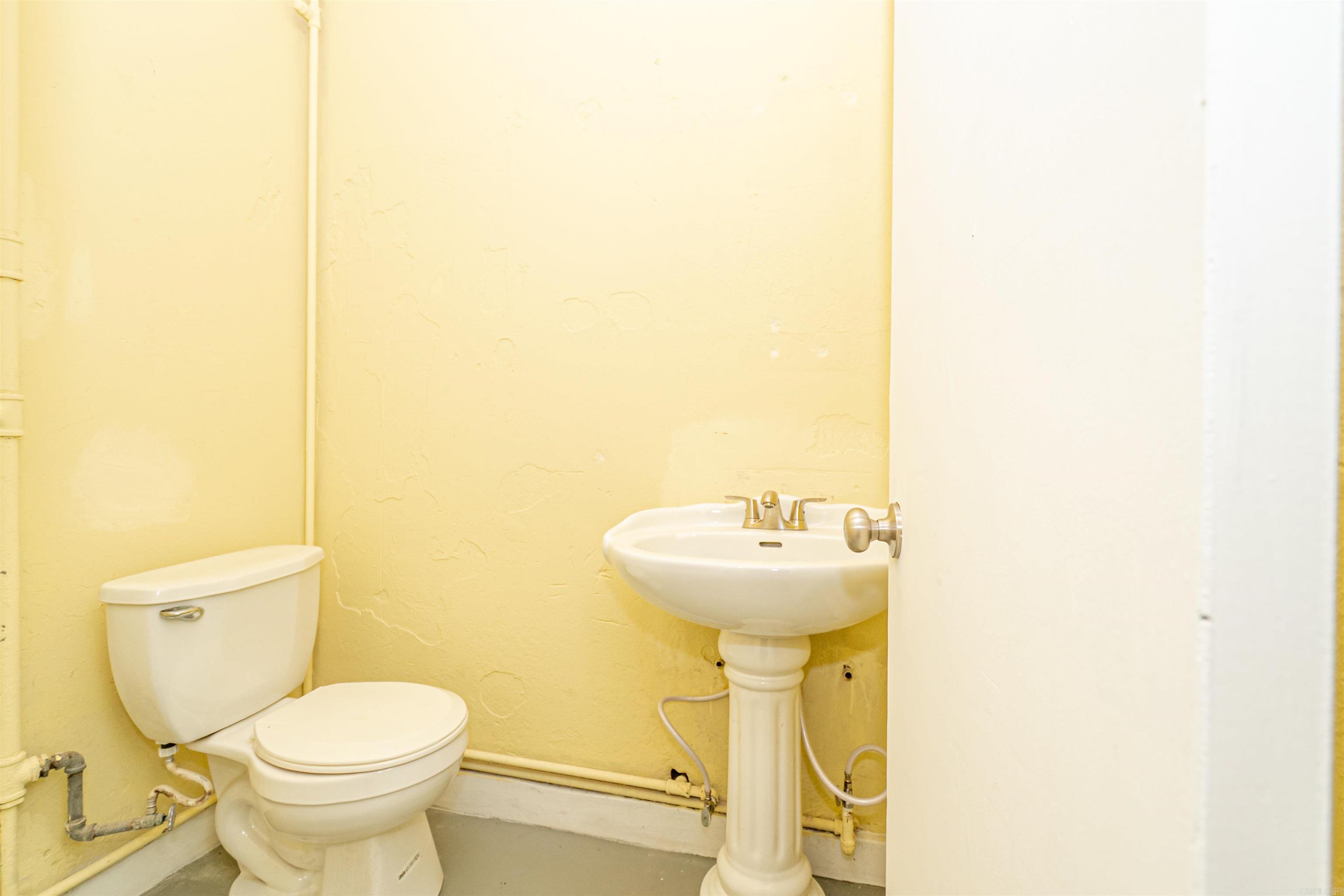 Monticello Original - Commercial Sale