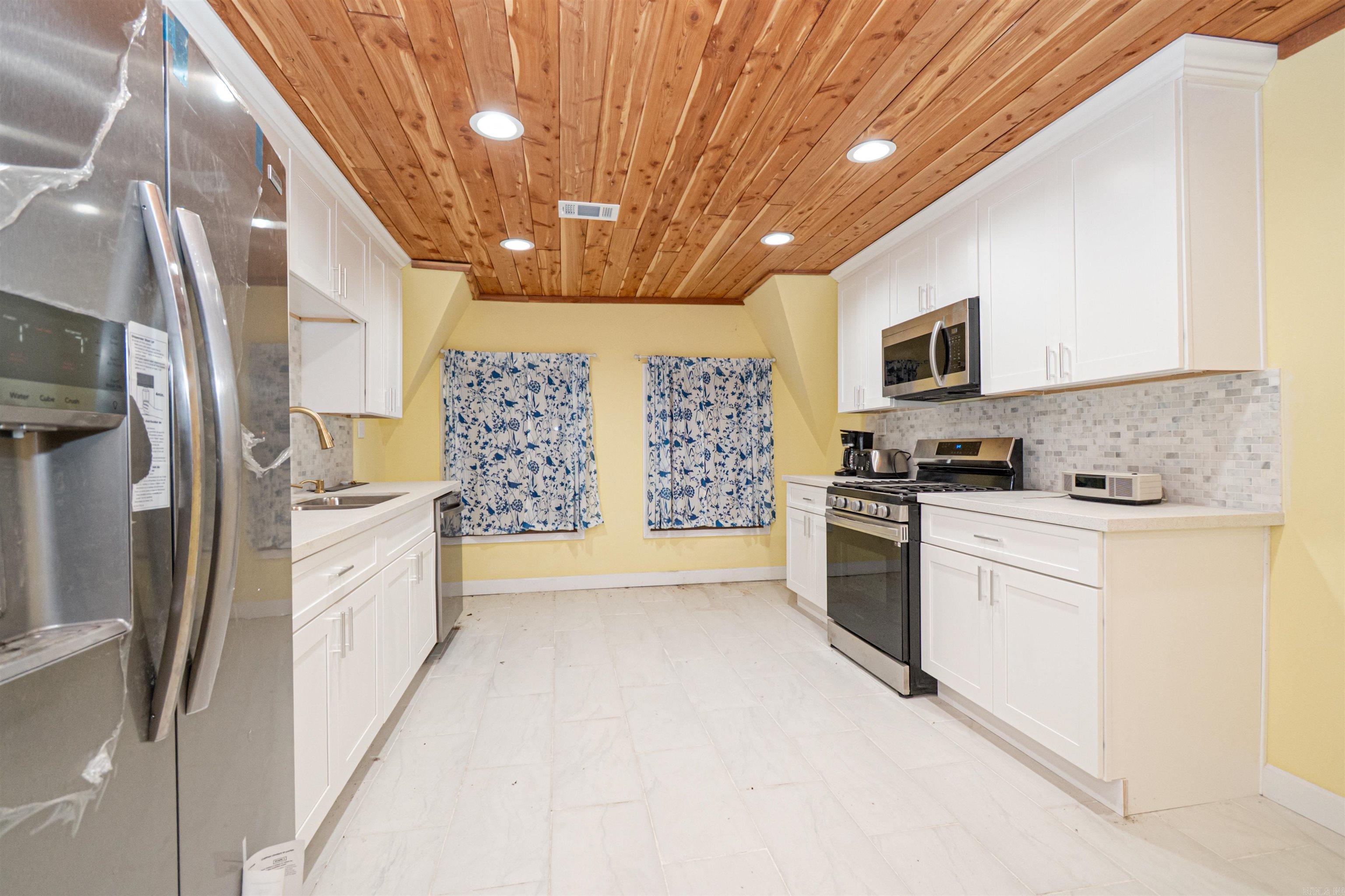 Monticello Original - Commercial Sale