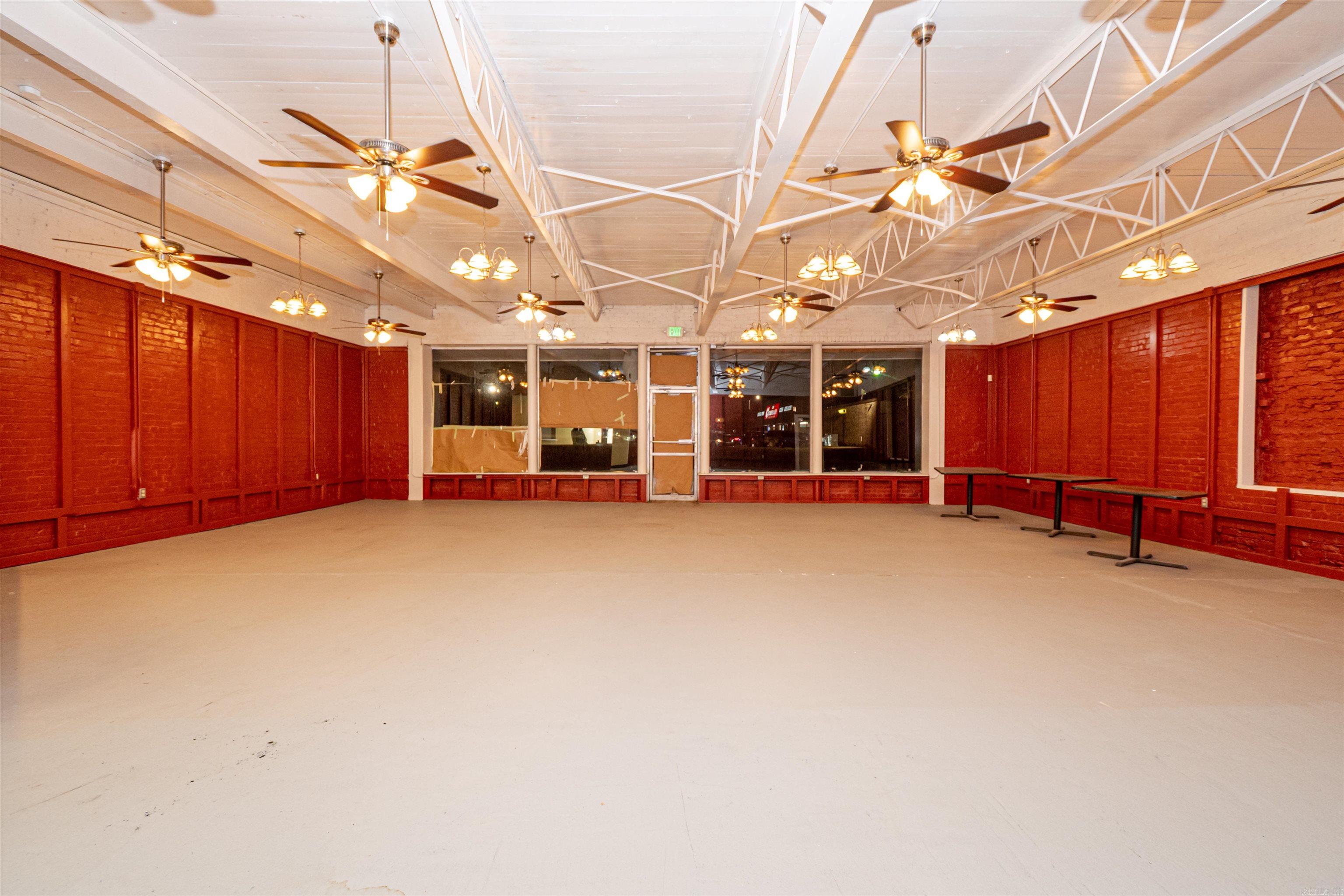 Monticello Original - Commercial Sale