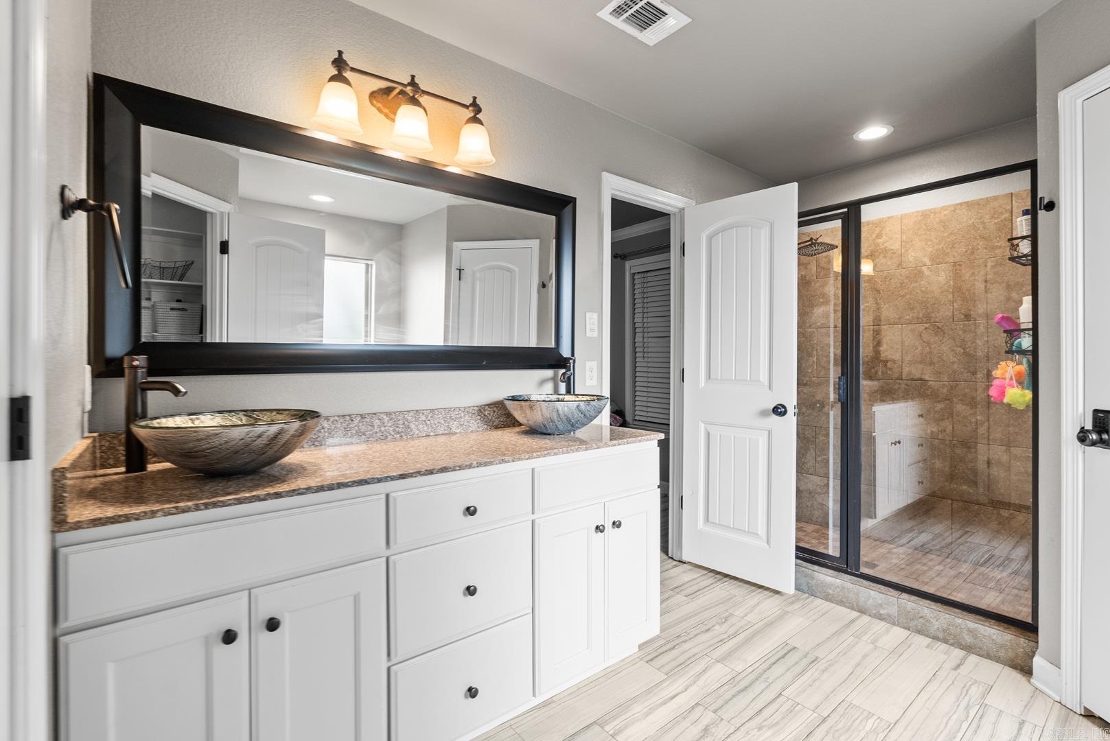 MAGNOLIA ESTATES - Residential