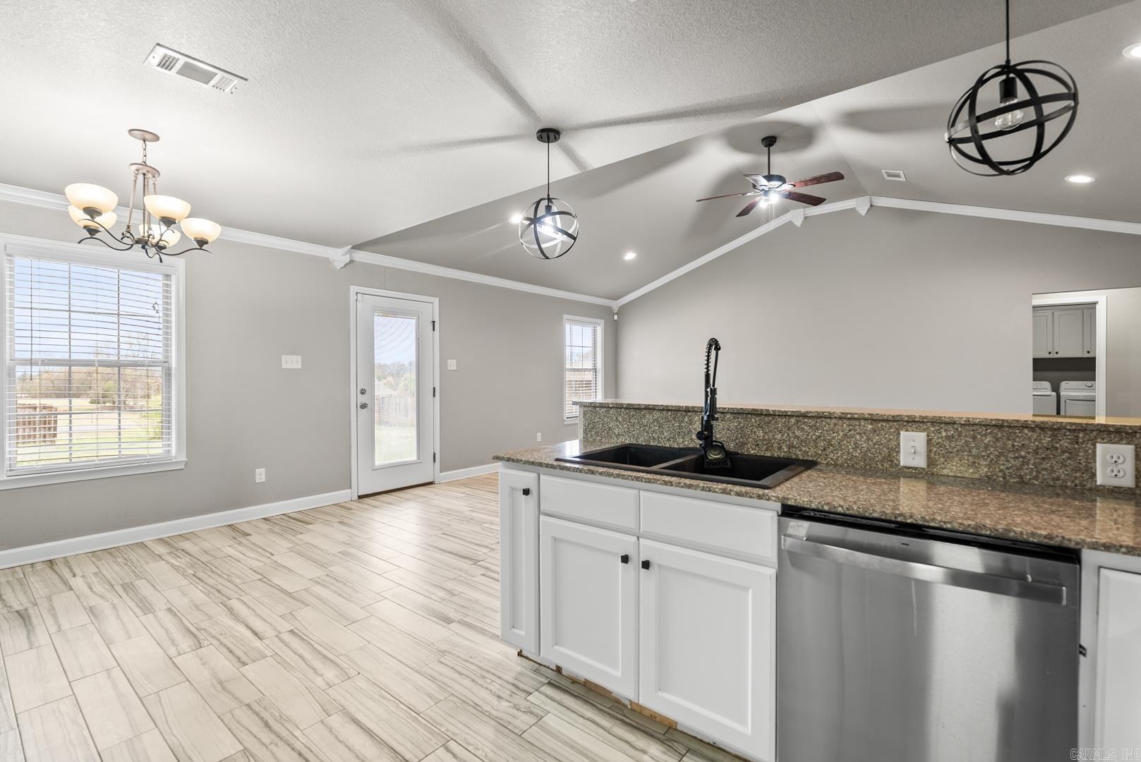 MAGNOLIA ESTATES - Residential