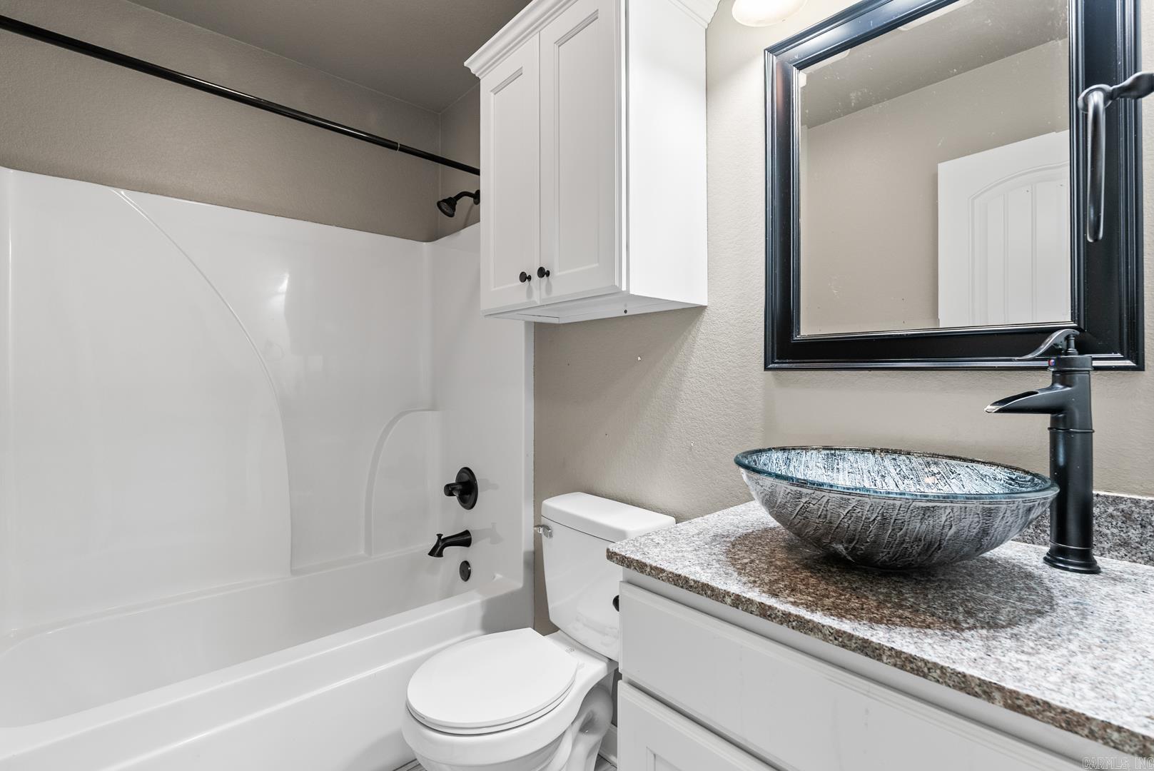 MAGNOLIA ESTATES - Residential