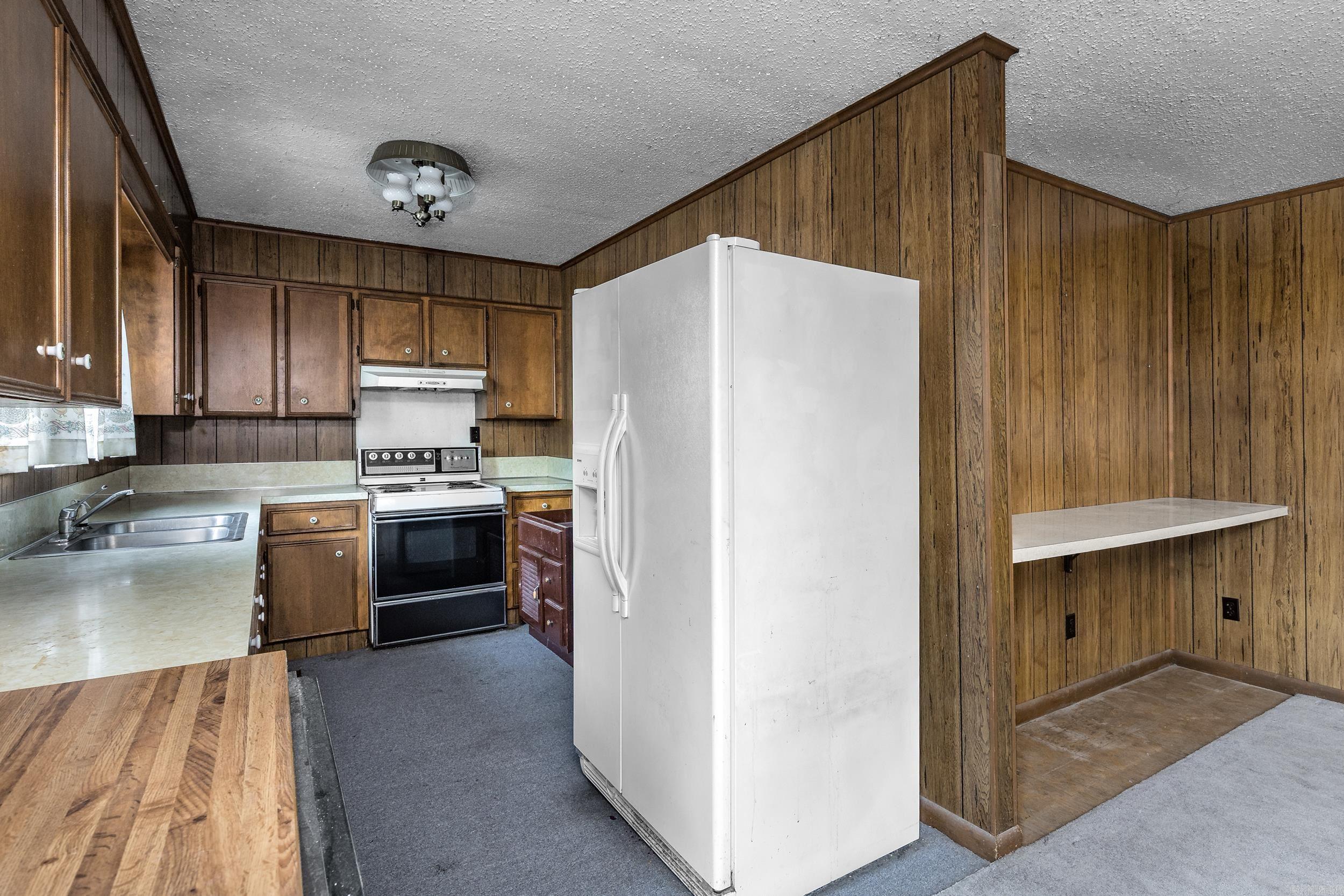 Hoodill - Residential