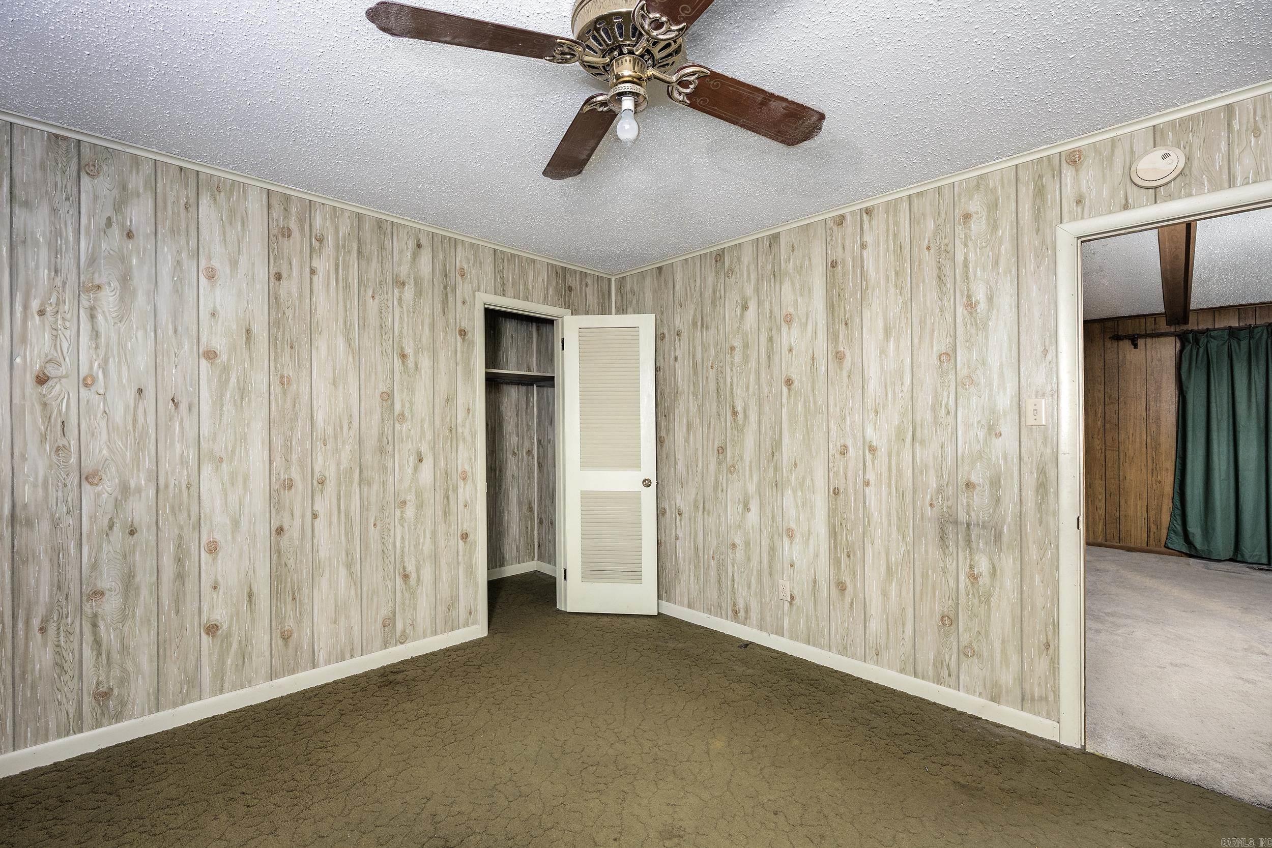 Hoodill - Residential