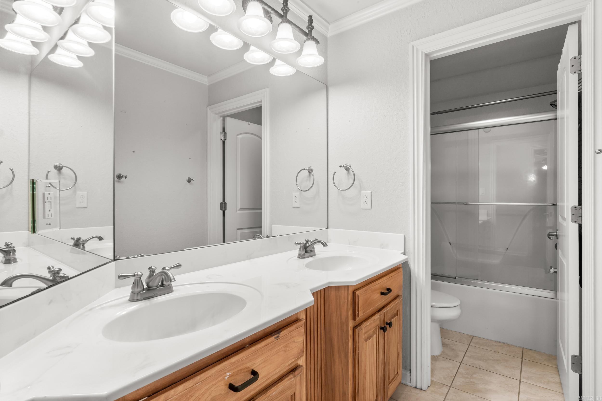 THE PARK ON MT SPRINGS - Residential