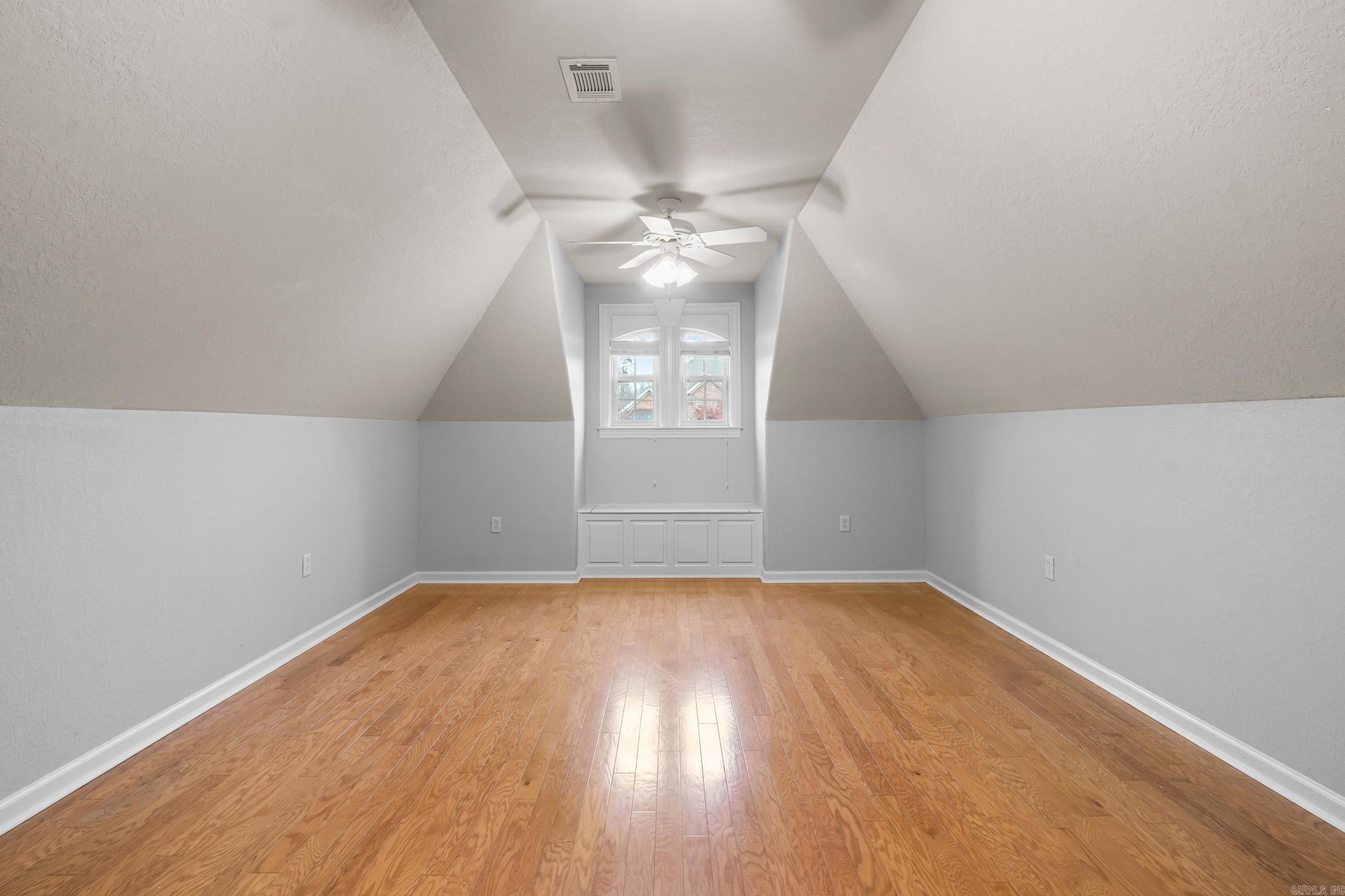 THE PARK ON MT SPRINGS - Residential