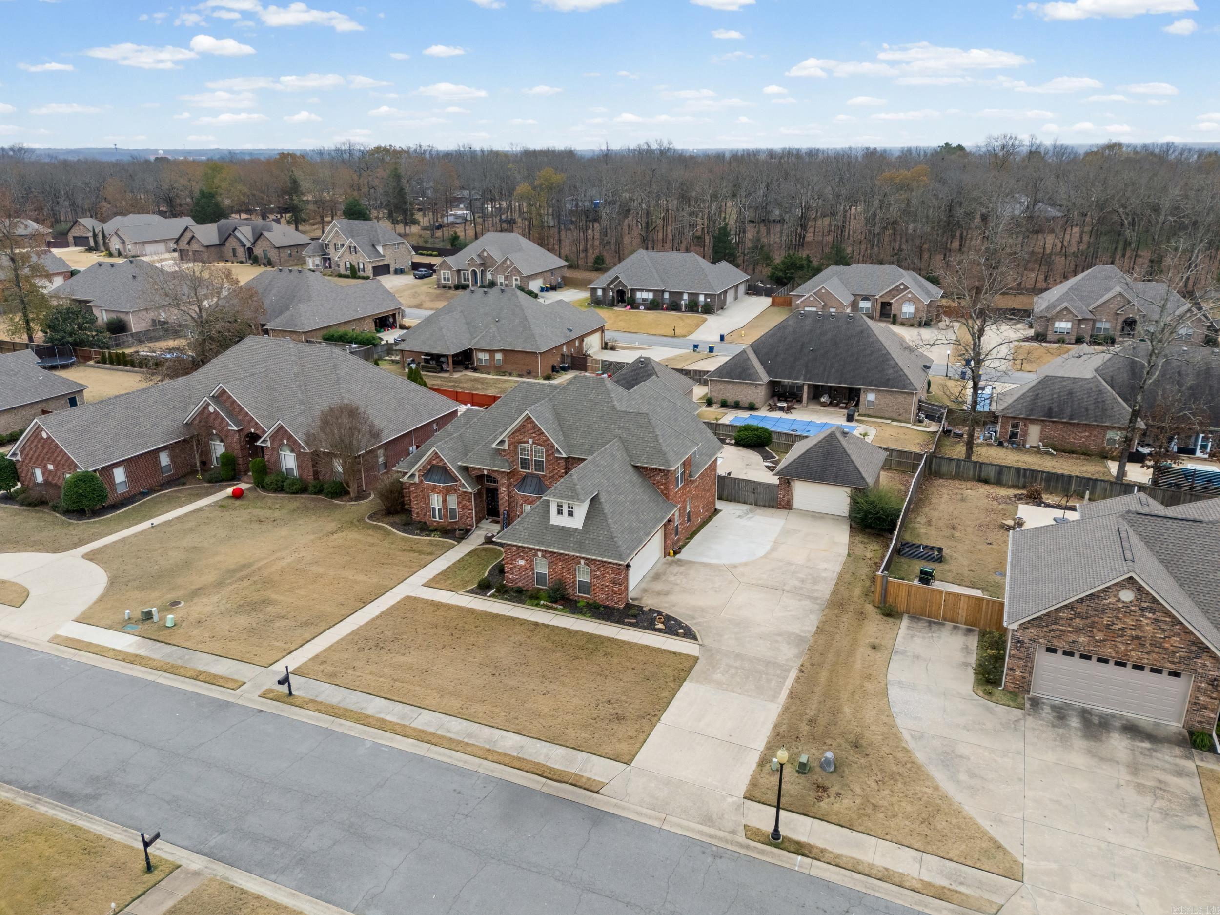 THE PARK ON MT SPRINGS - Residential