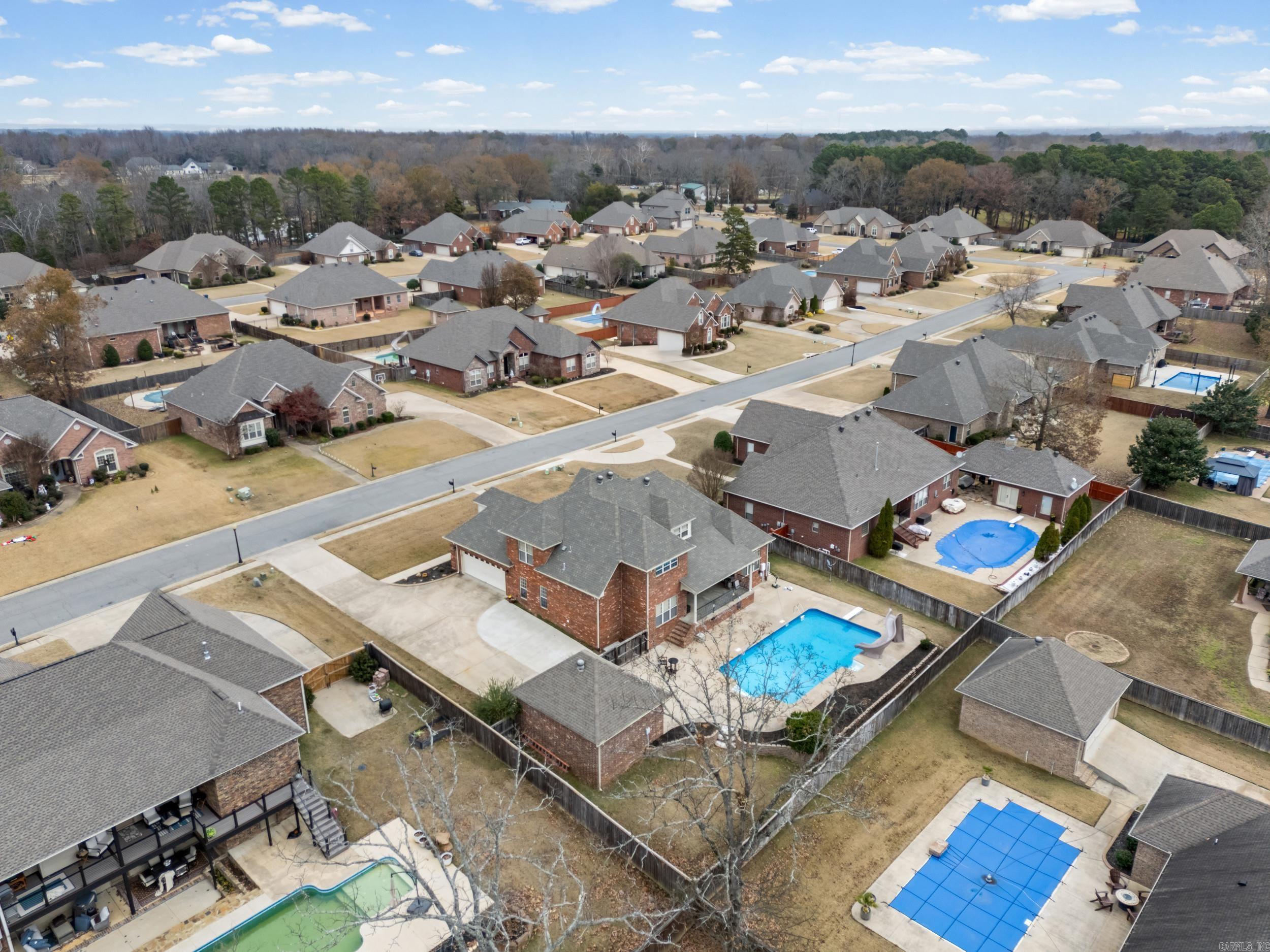 THE PARK ON MT SPRINGS - Residential