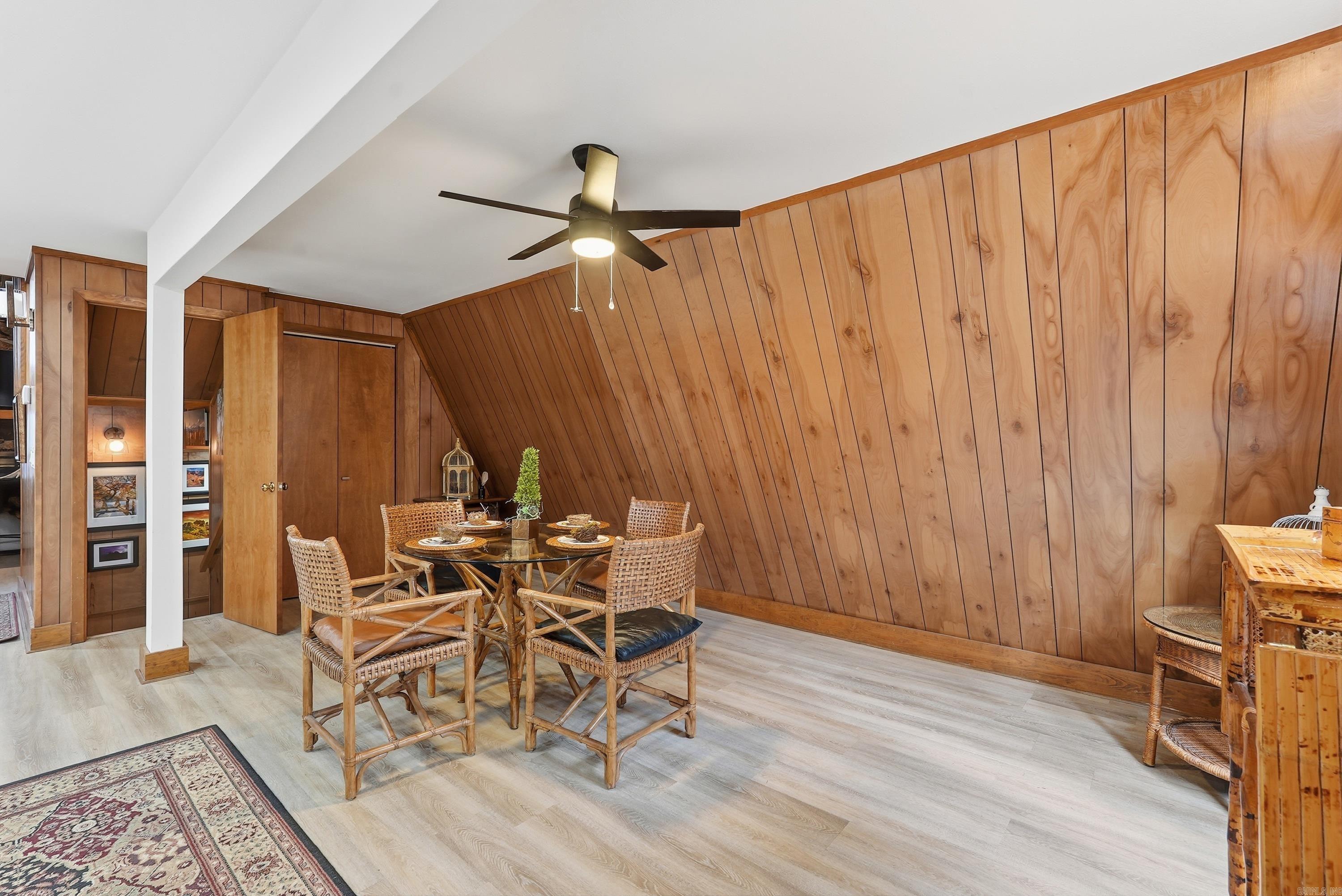 SKYPOINT ESTATES - LAKE - Residential