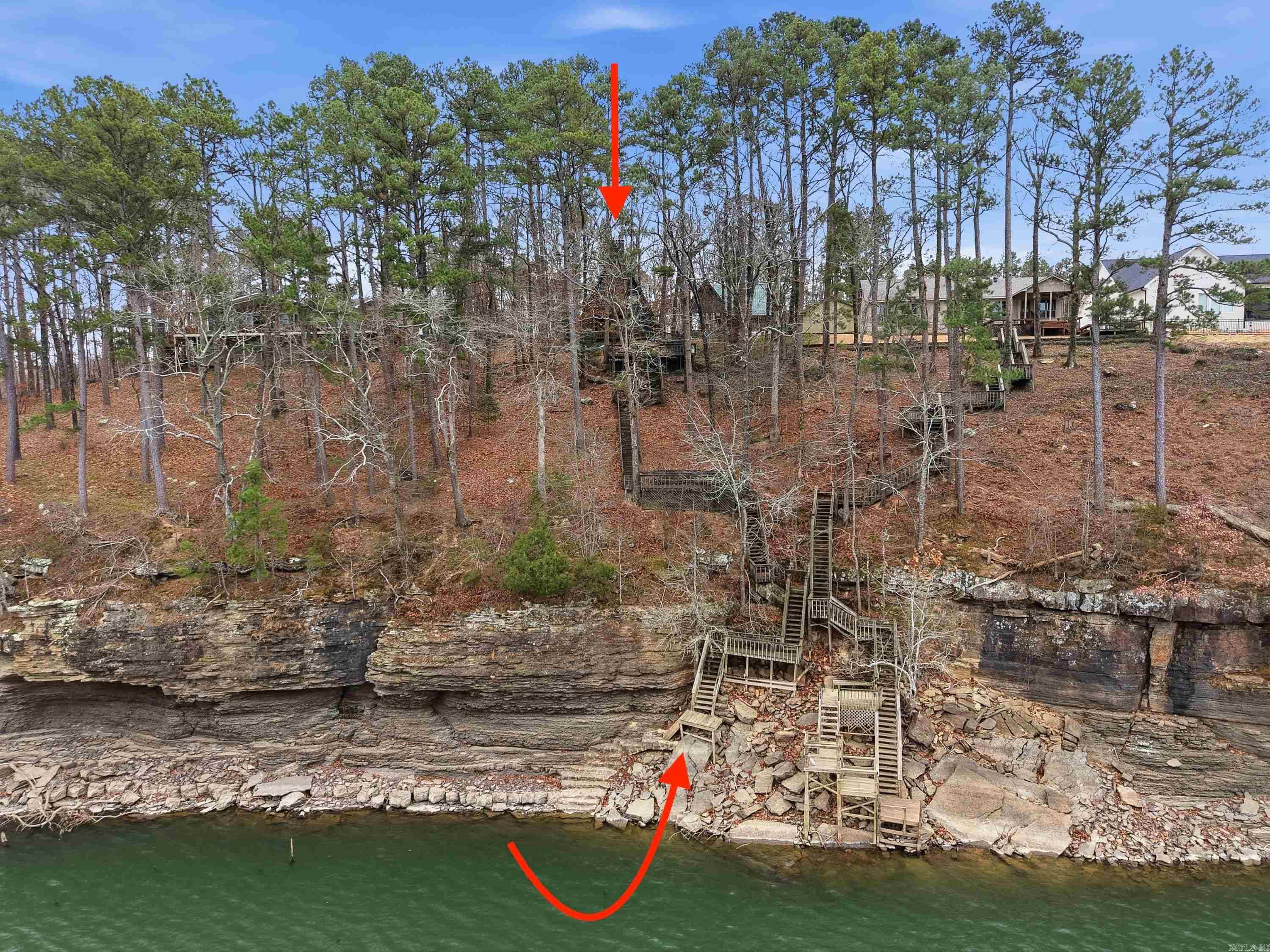 SKYPOINT ESTATES - LAKE - Residential