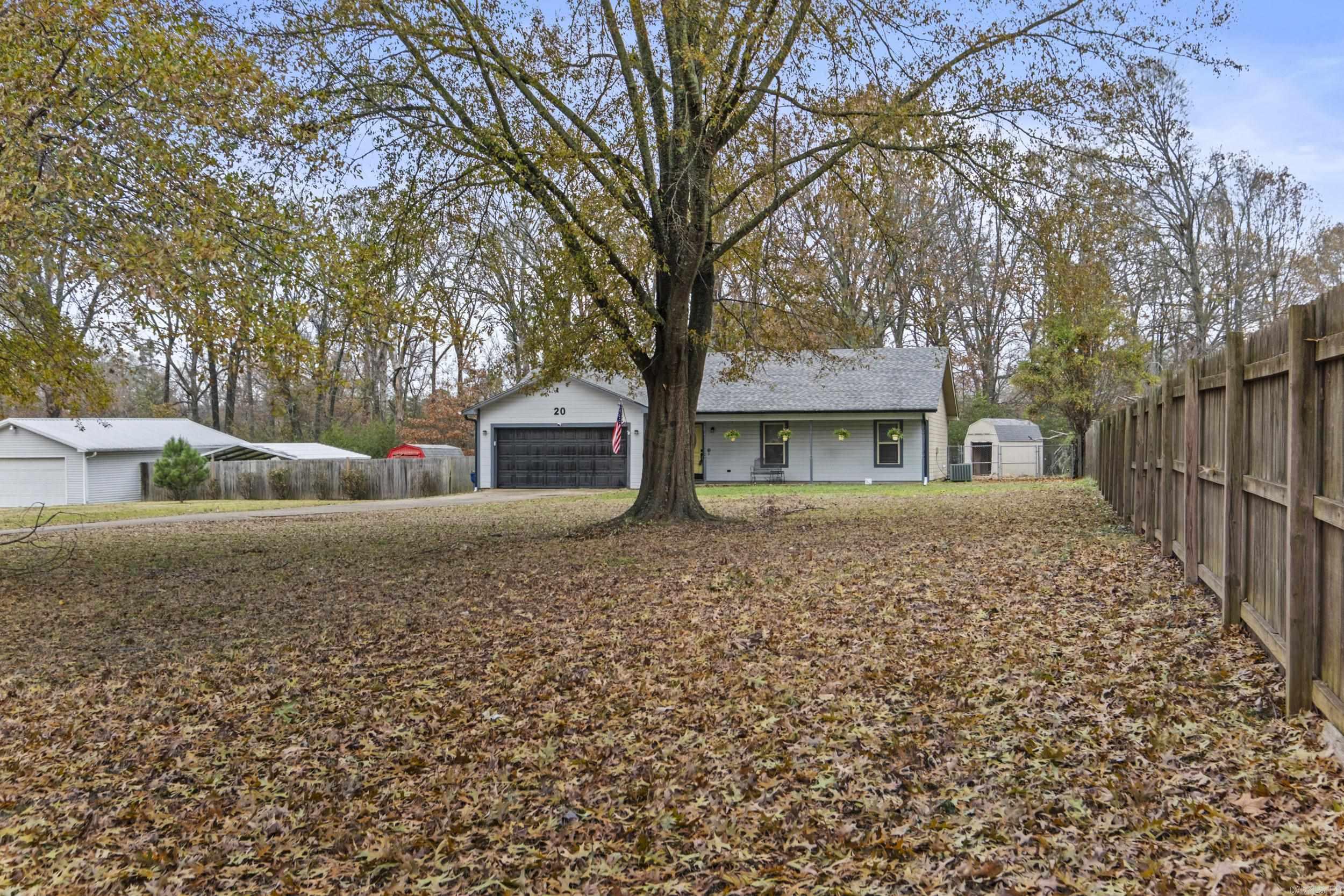 THE MEADOWS - Residential