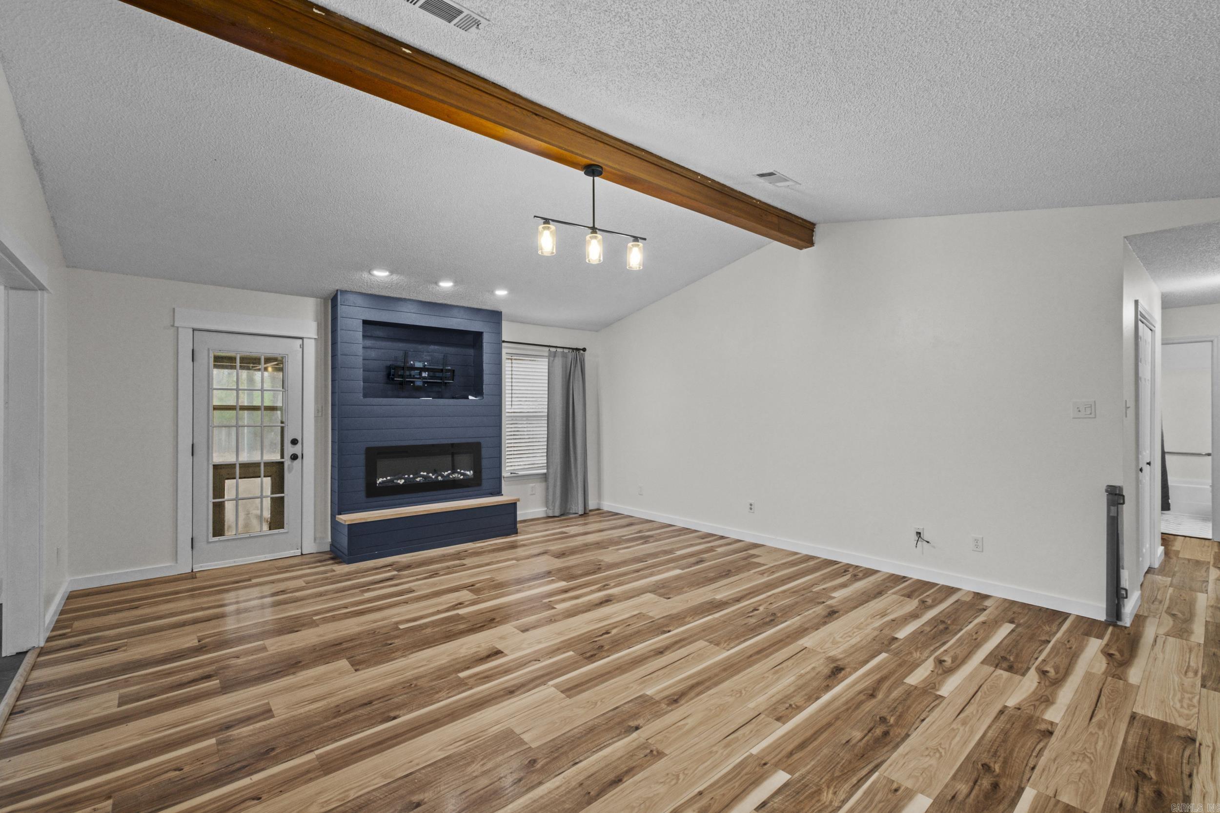 THE MEADOWS - Residential