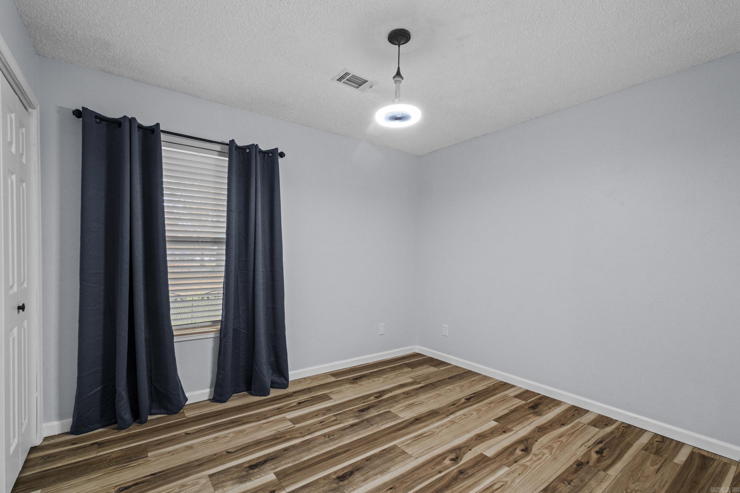 THE MEADOWS - Residential