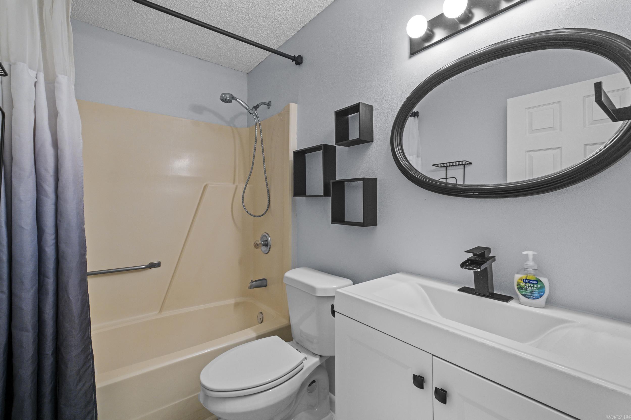 THE MEADOWS - Residential