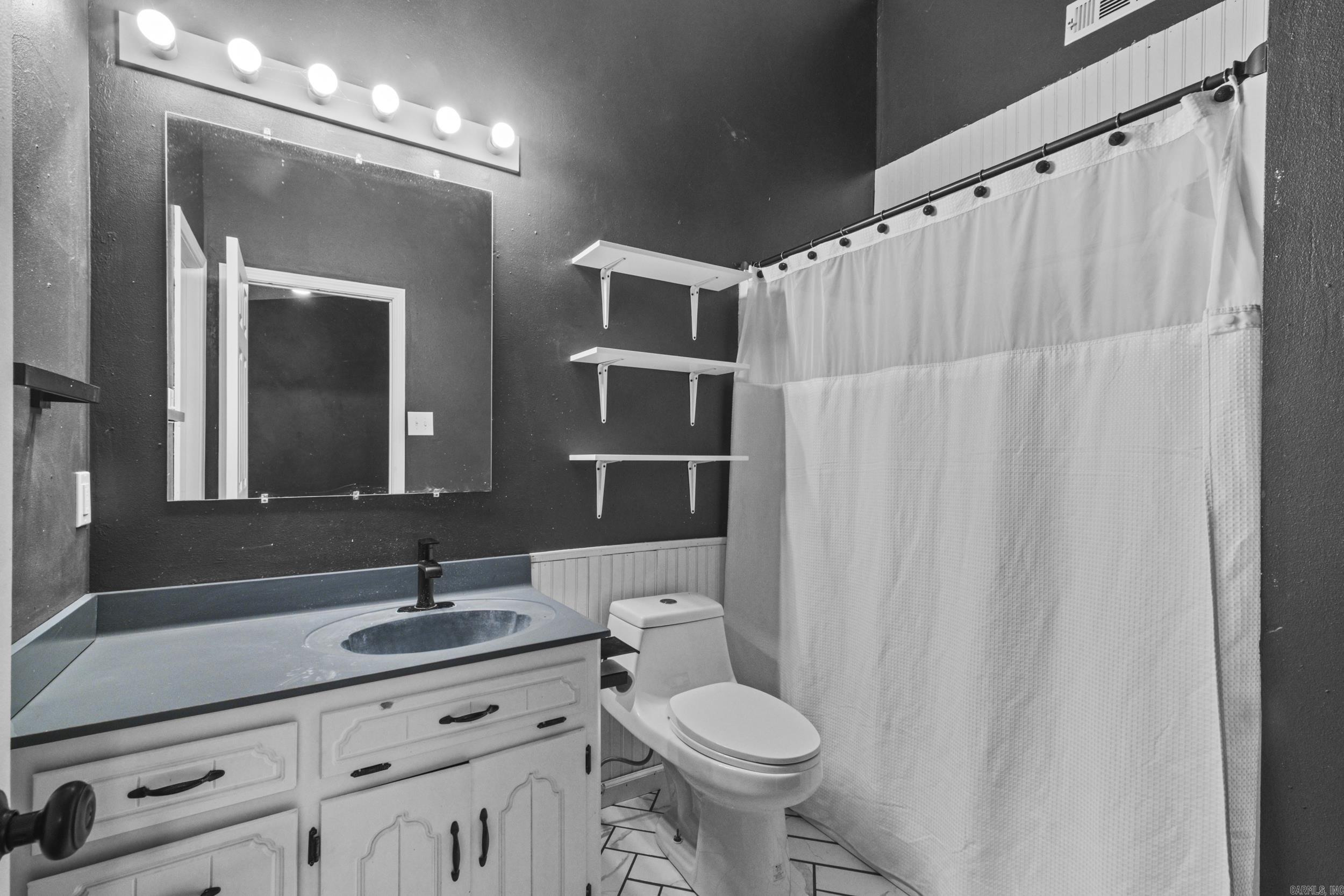 THE MEADOWS - Residential