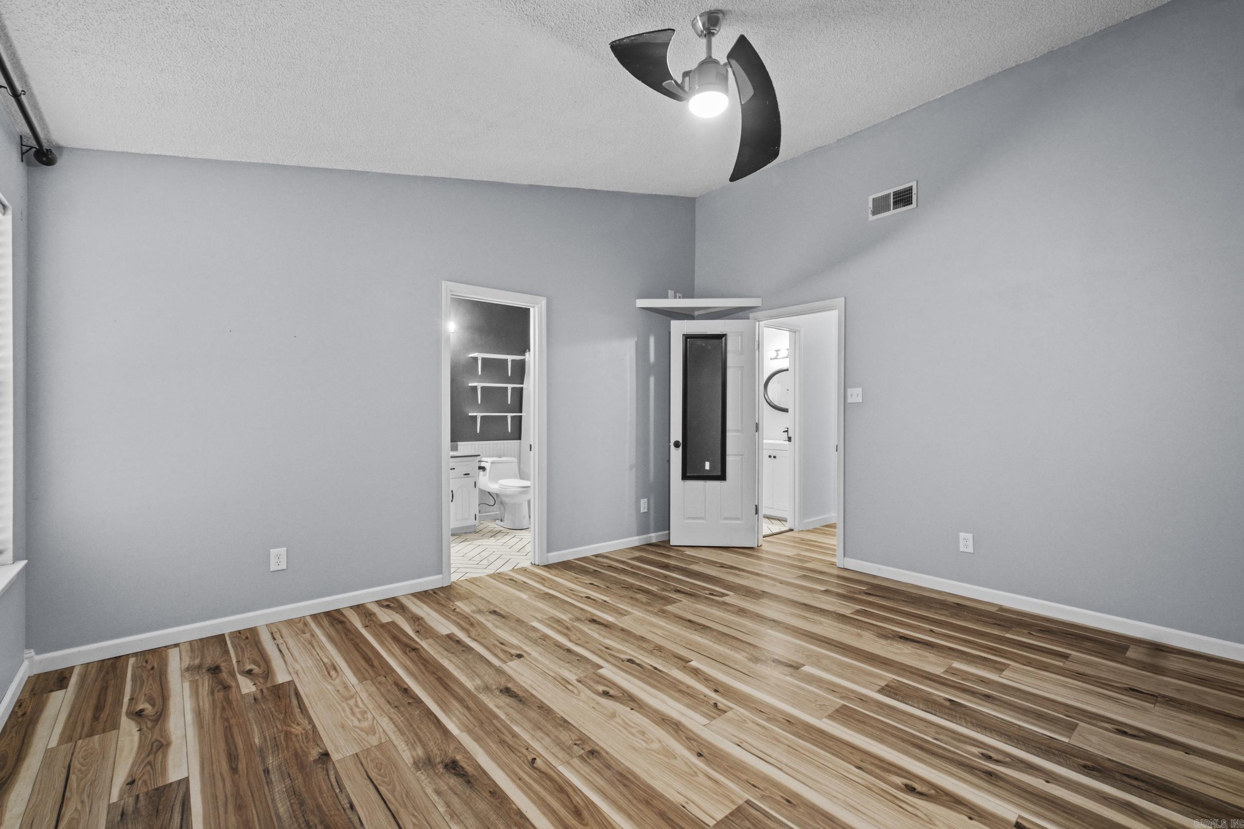 THE MEADOWS - Residential