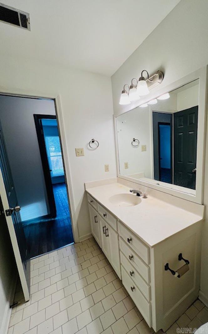 LUDINGTON HGTS - Residential