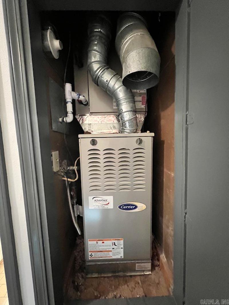 LUDINGTON HGTS - Residential