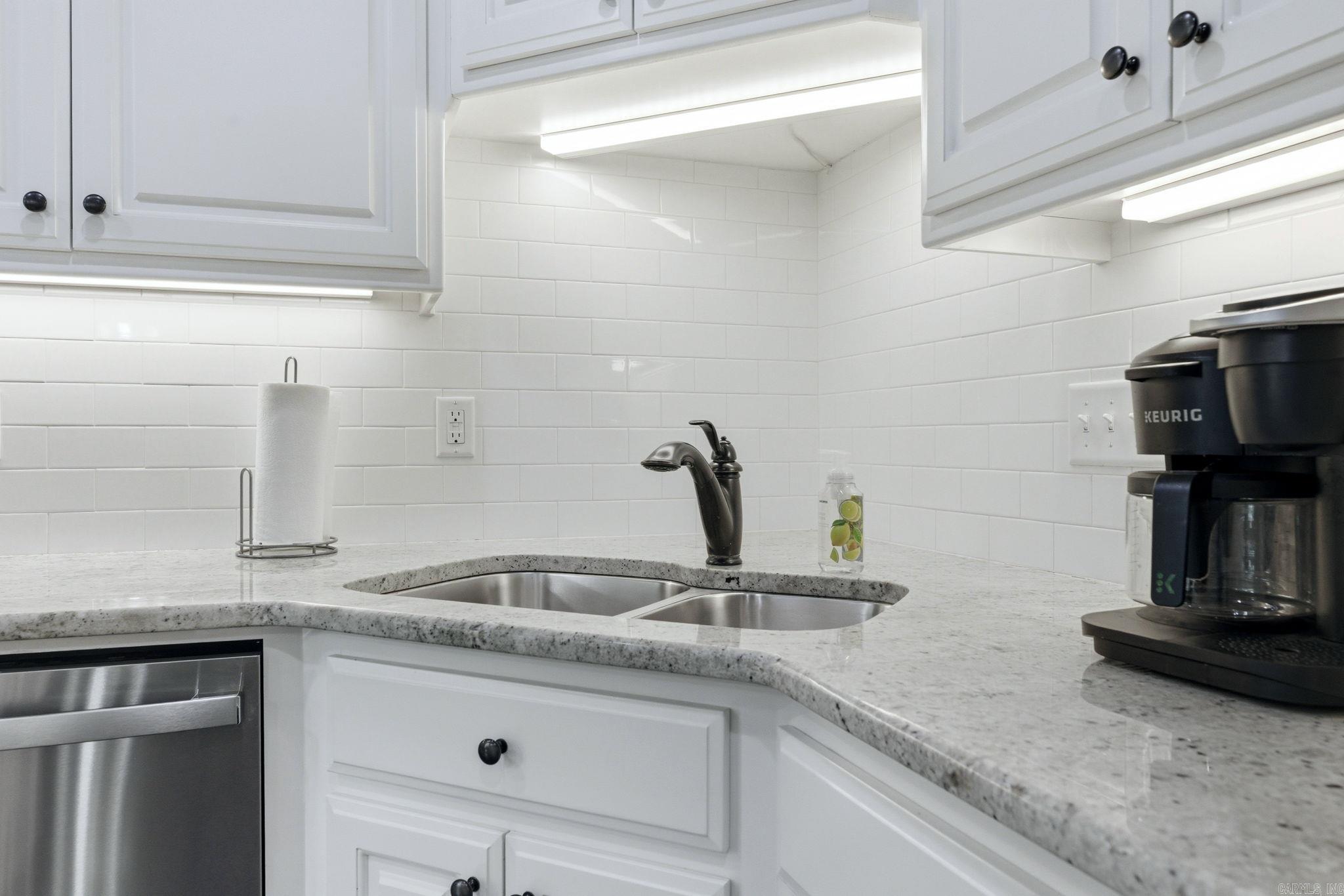 HUNTINGTON PLACE - Residential