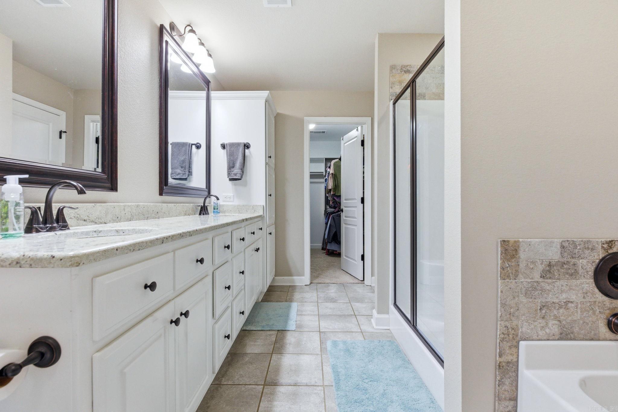 HUNTINGTON PLACE - Residential