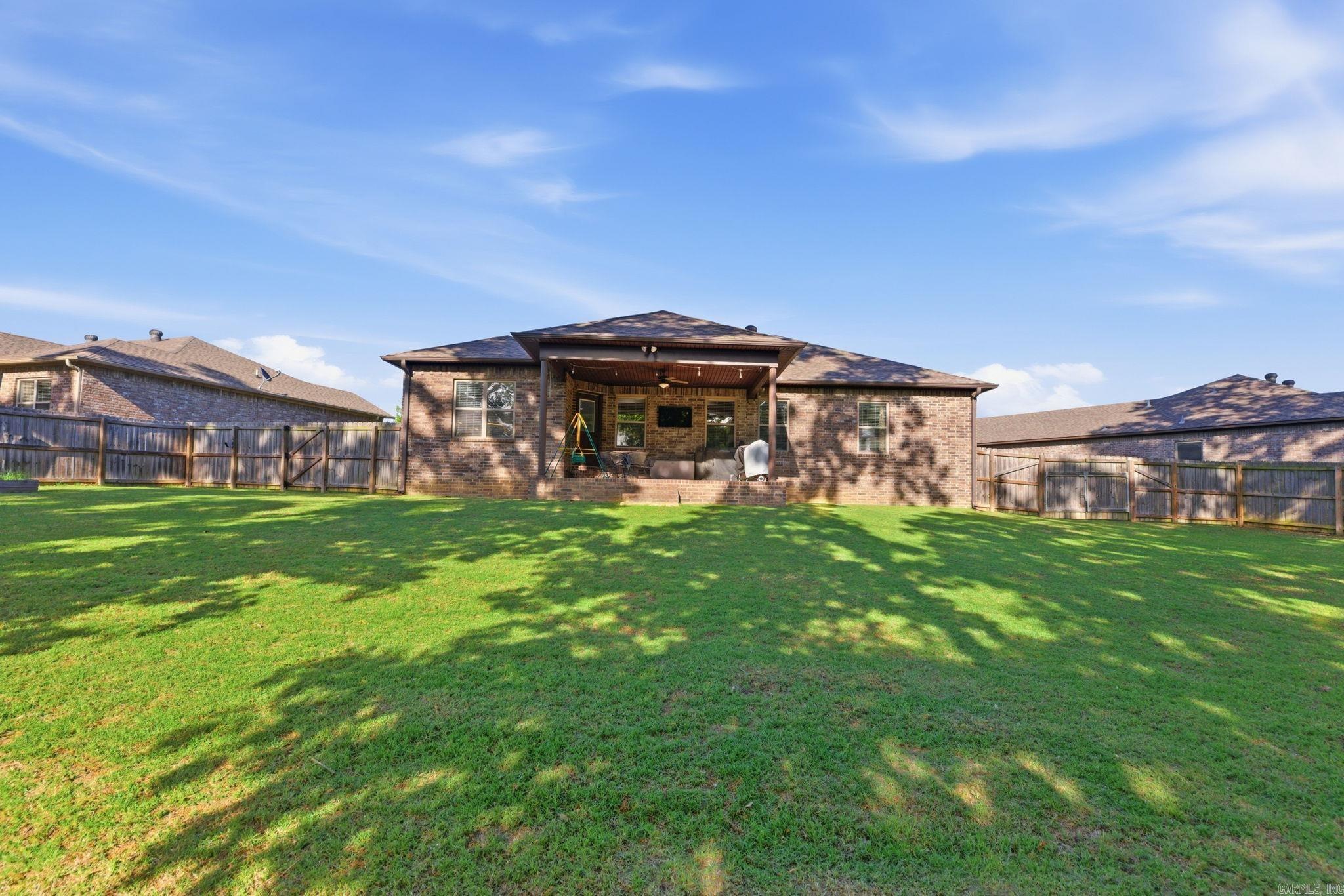 HUNTINGTON PLACE - Residential