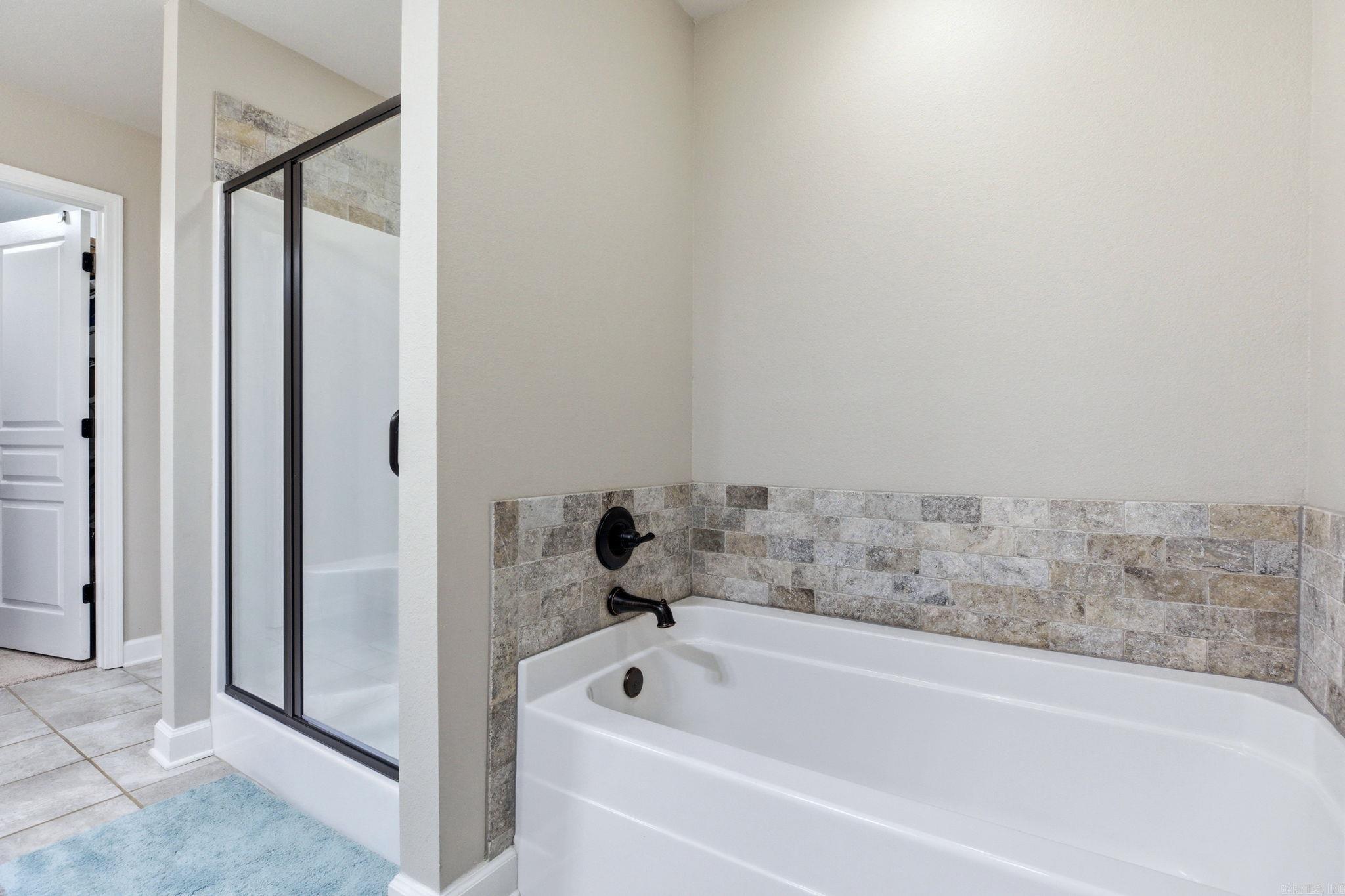 HUNTINGTON PLACE - Residential